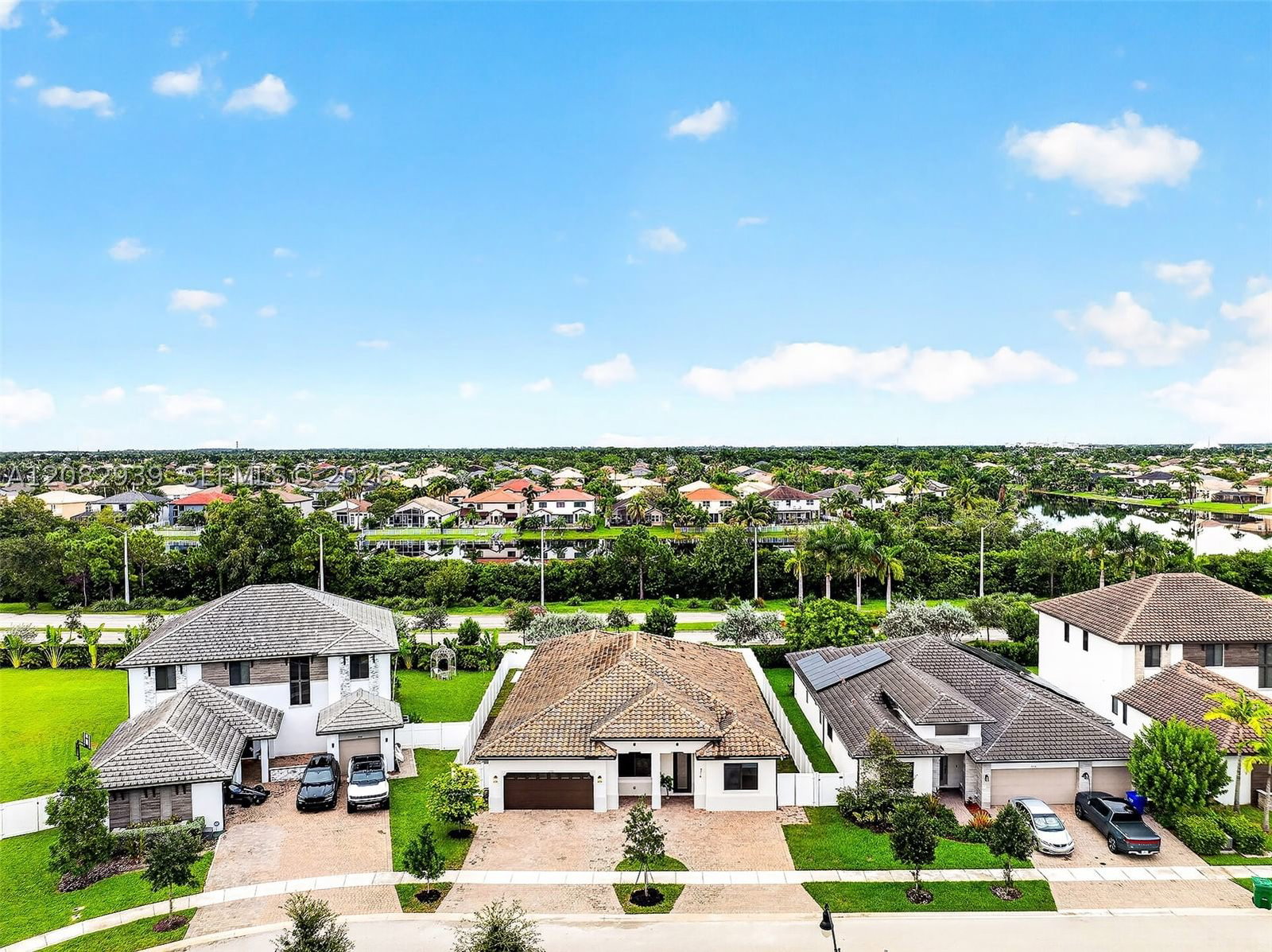 Real estate property located at 17781 41st St, Broward, Tuscan Isles, Miramar, FL