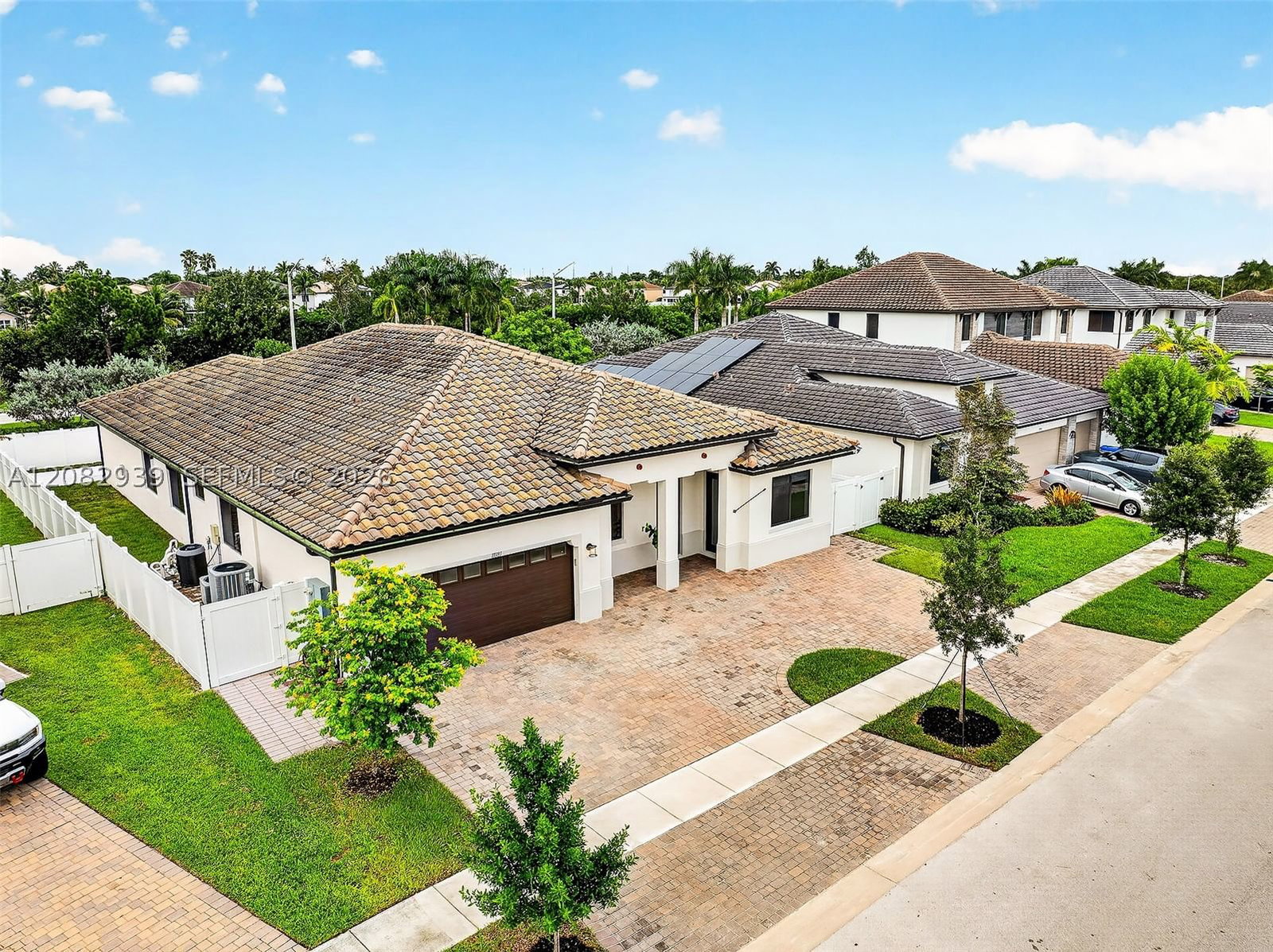 Real estate property located at 17781 41st St, Broward, Tuscan Isles, Miramar, FL