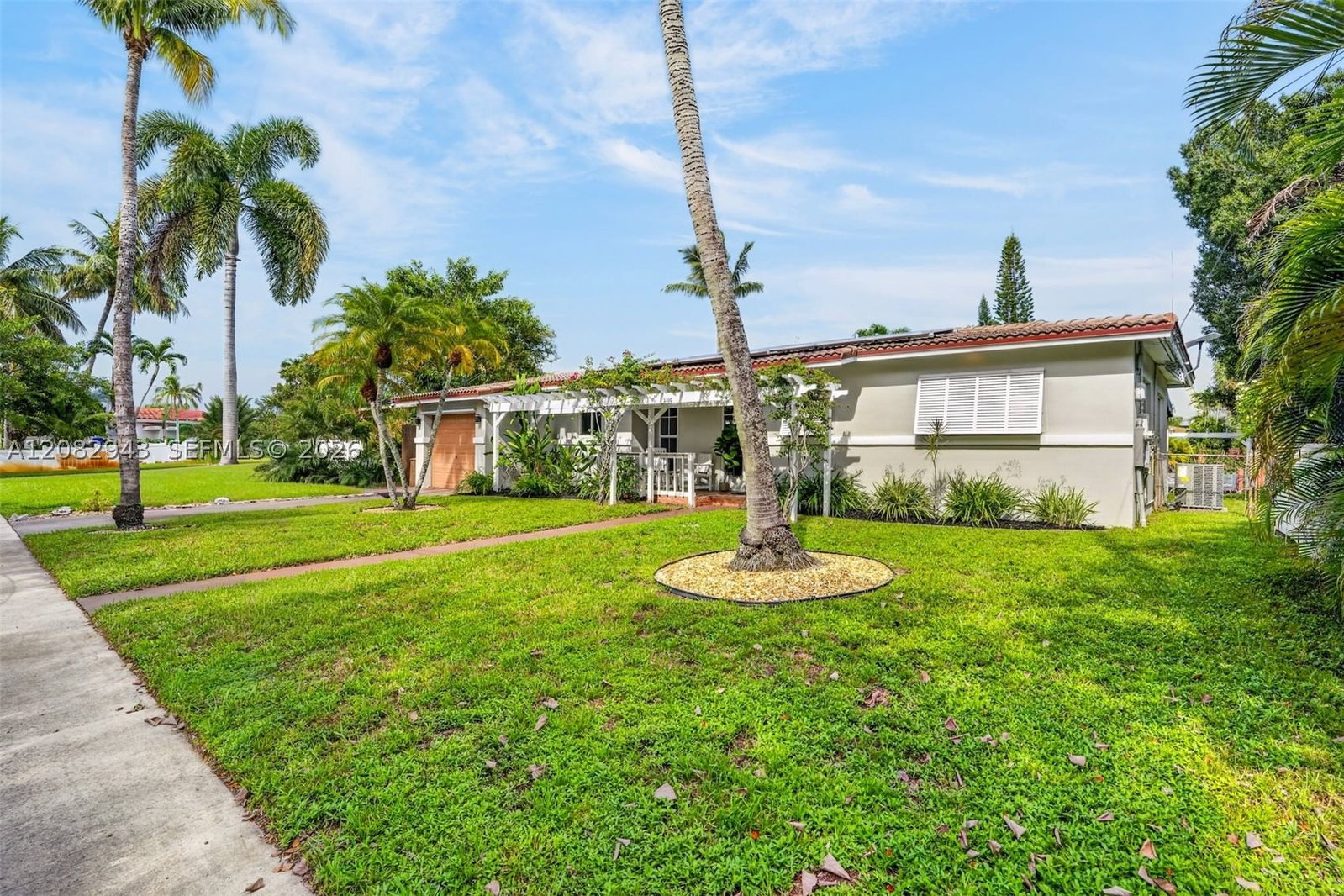 Real estate property located at 2100 23rd Ter, Broward, Flamingo Park Sec, Fort Lauderdale, FL