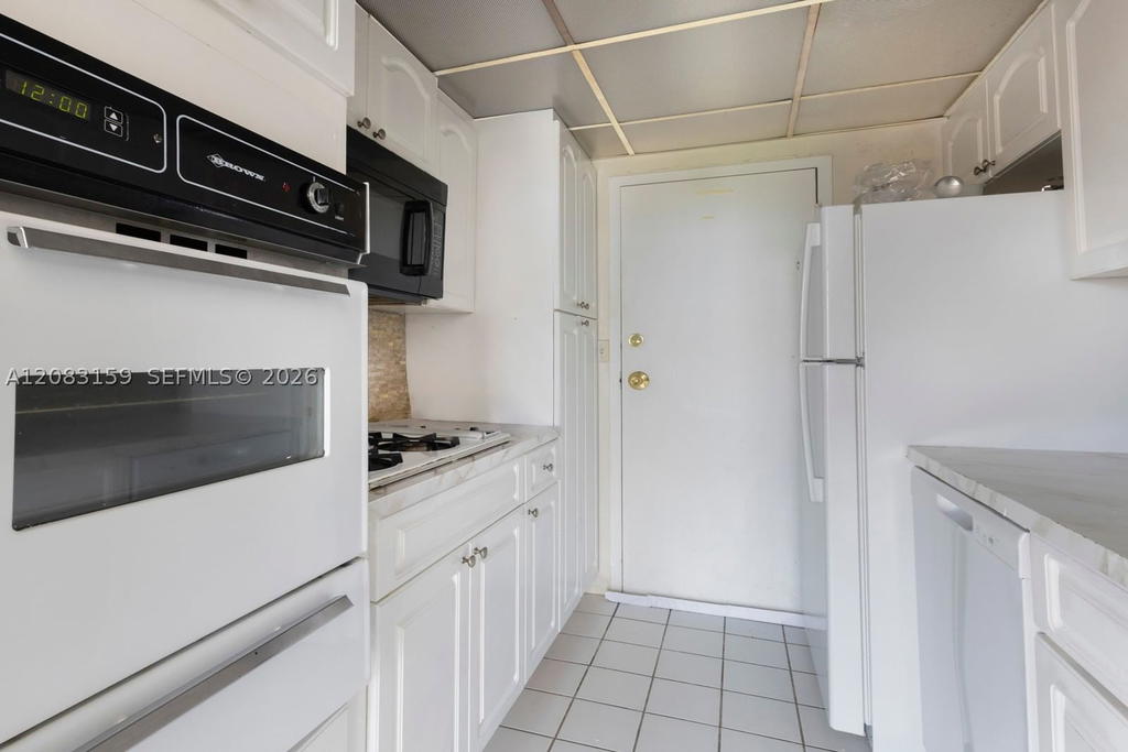 Real estate property located at 700 Biltmore Way #719, Miami-dade, David William Hotel Condo, Coral Gables, FL