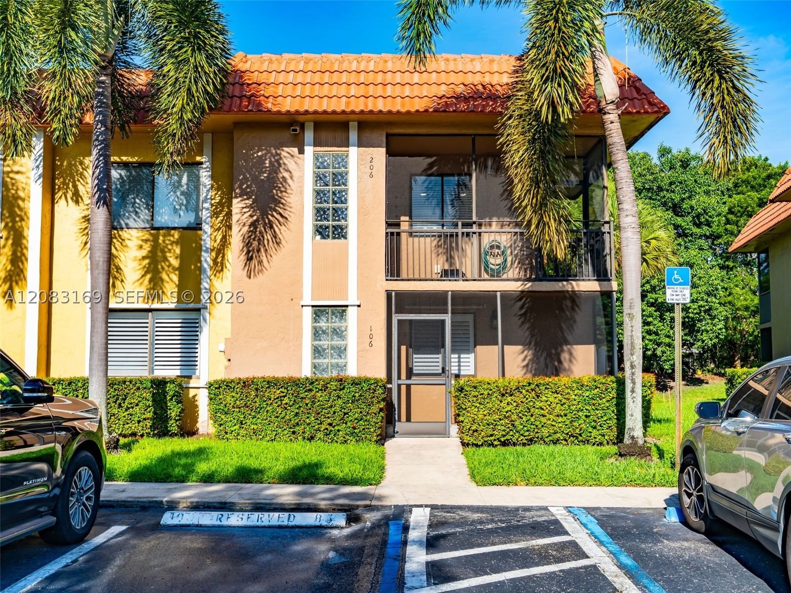 Real estate property located at 435 Lakeview Dr #106, Broward, Racquet Club Apartments A, Weston, FL