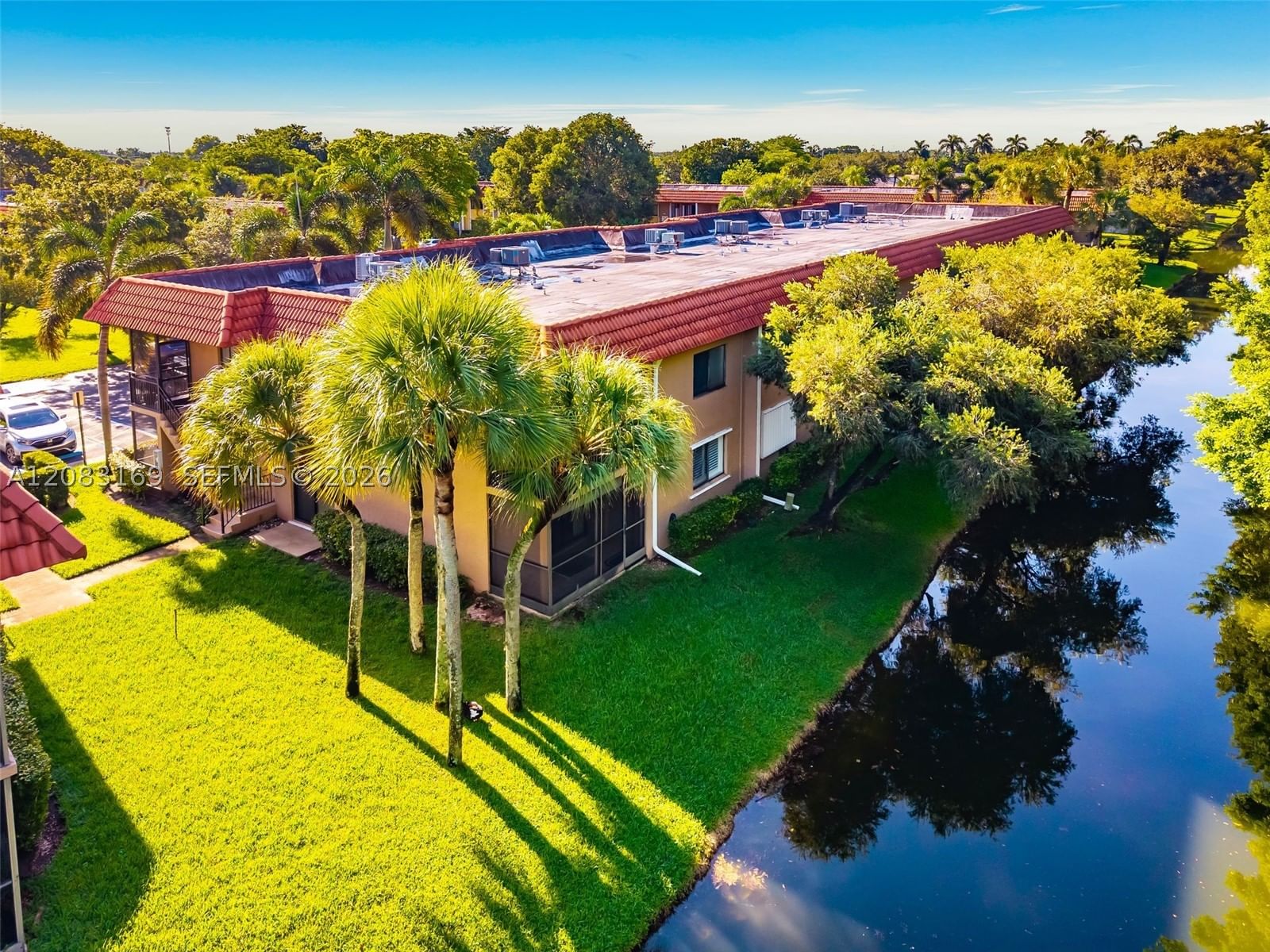Real estate property located at 435 Lakeview Dr #106, Broward, Racquet Club Apartments A, Weston, FL