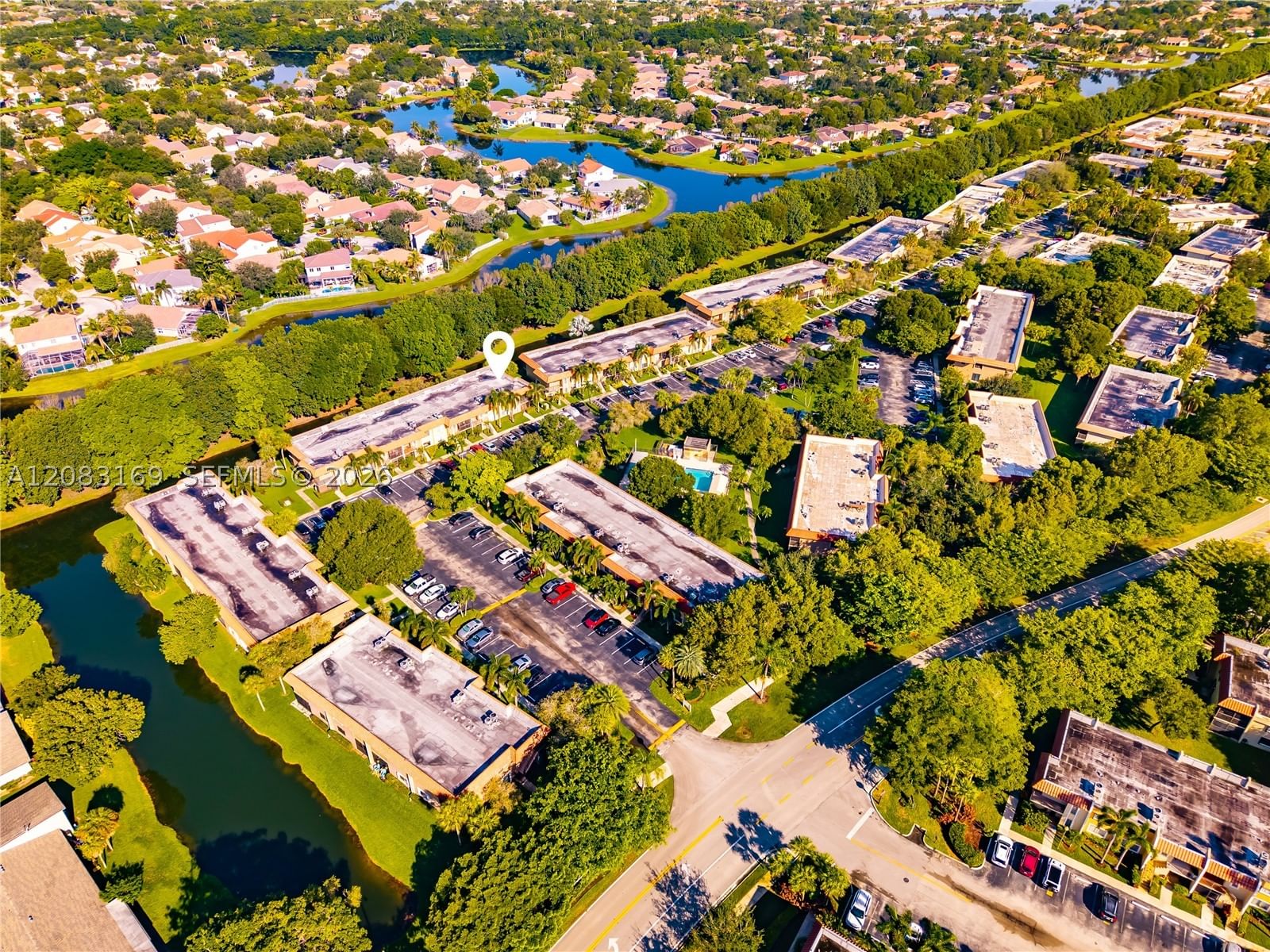Real estate property located at 435 Lakeview Dr #106, Broward, Racquet Club Apartments A, Weston, FL