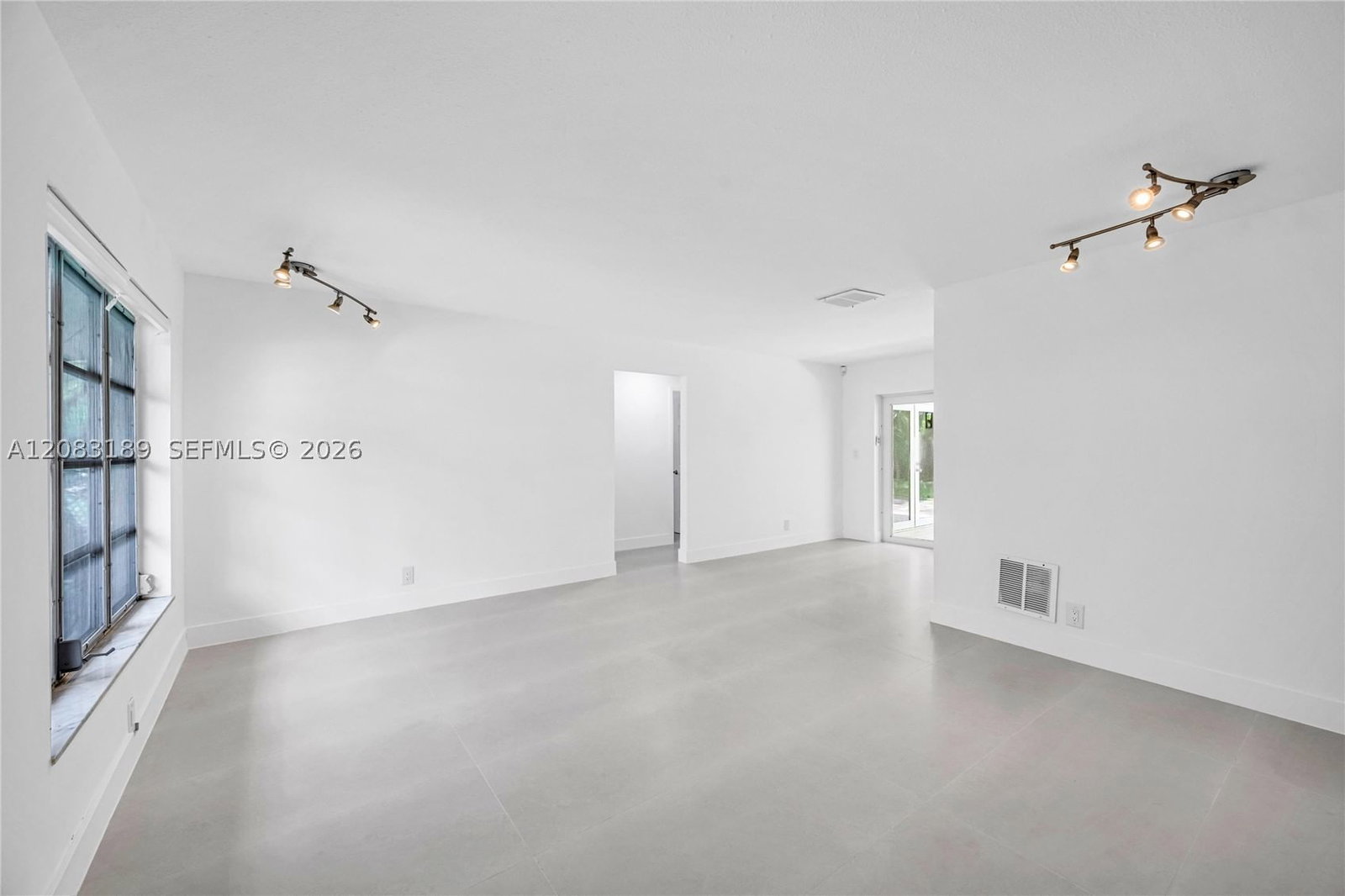 Real estate property located at 7408 58th St, Broward, Mainlands Of Tamarac Lake, Tamarac, FL