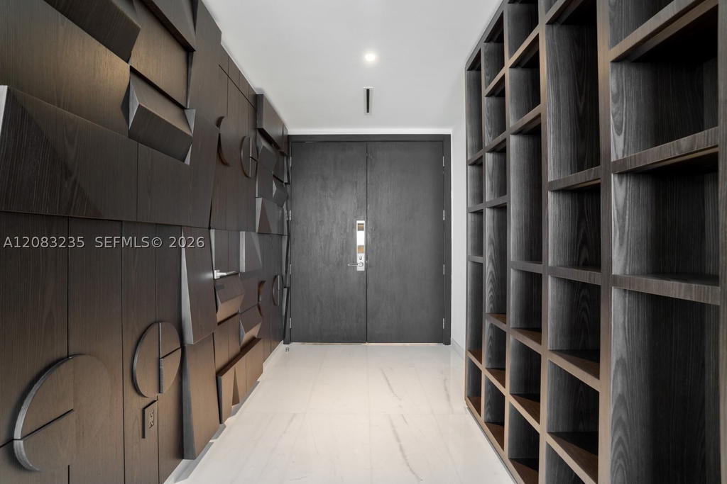 Real estate property located at 300 BISCAYNE BOULEVARD WAY #3302E, Miami-dade, Aston Martin Condo, Miami, FL