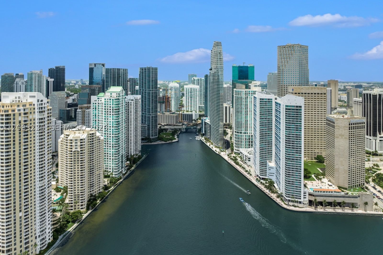 Real estate property located at 300 BISCAYNE BOULEVARD WAY #3302E, Miami-dade, Aston Martin Condo, Miami, FL