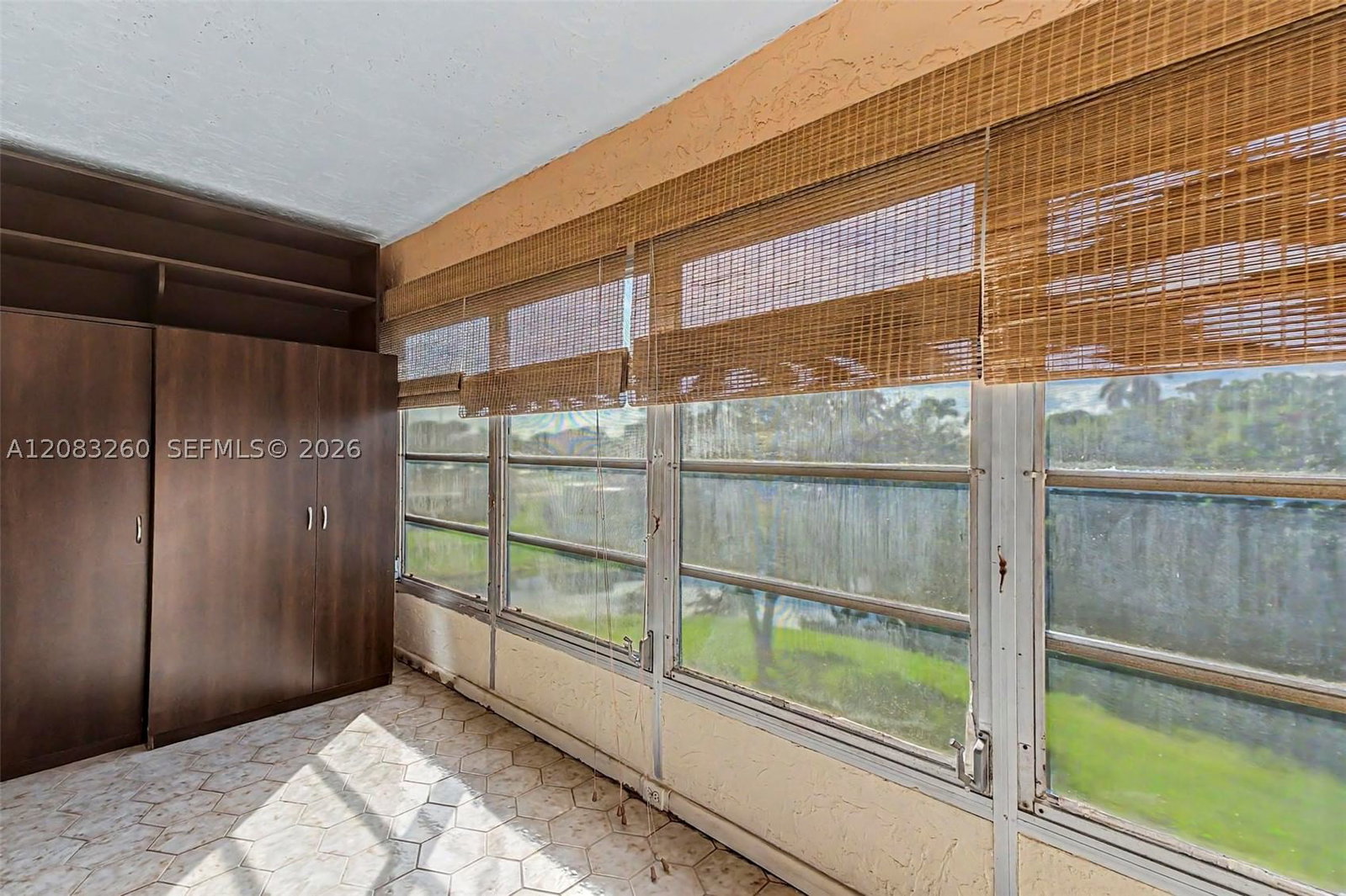 Real estate property located at 6570 Royal Palm Blvd #302J, Broward, Royal Park Gardens I-j Co, Margate, FL