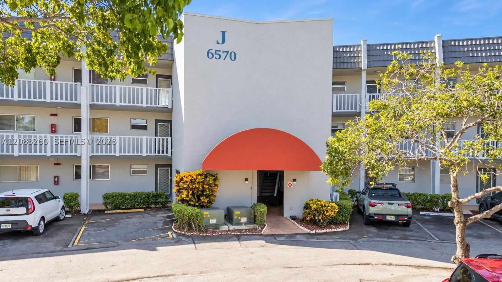 Real estate property located at 6570 Royal Palm Blvd #302J, Broward, Royal Park Gardens I-j Co, Margate, FL