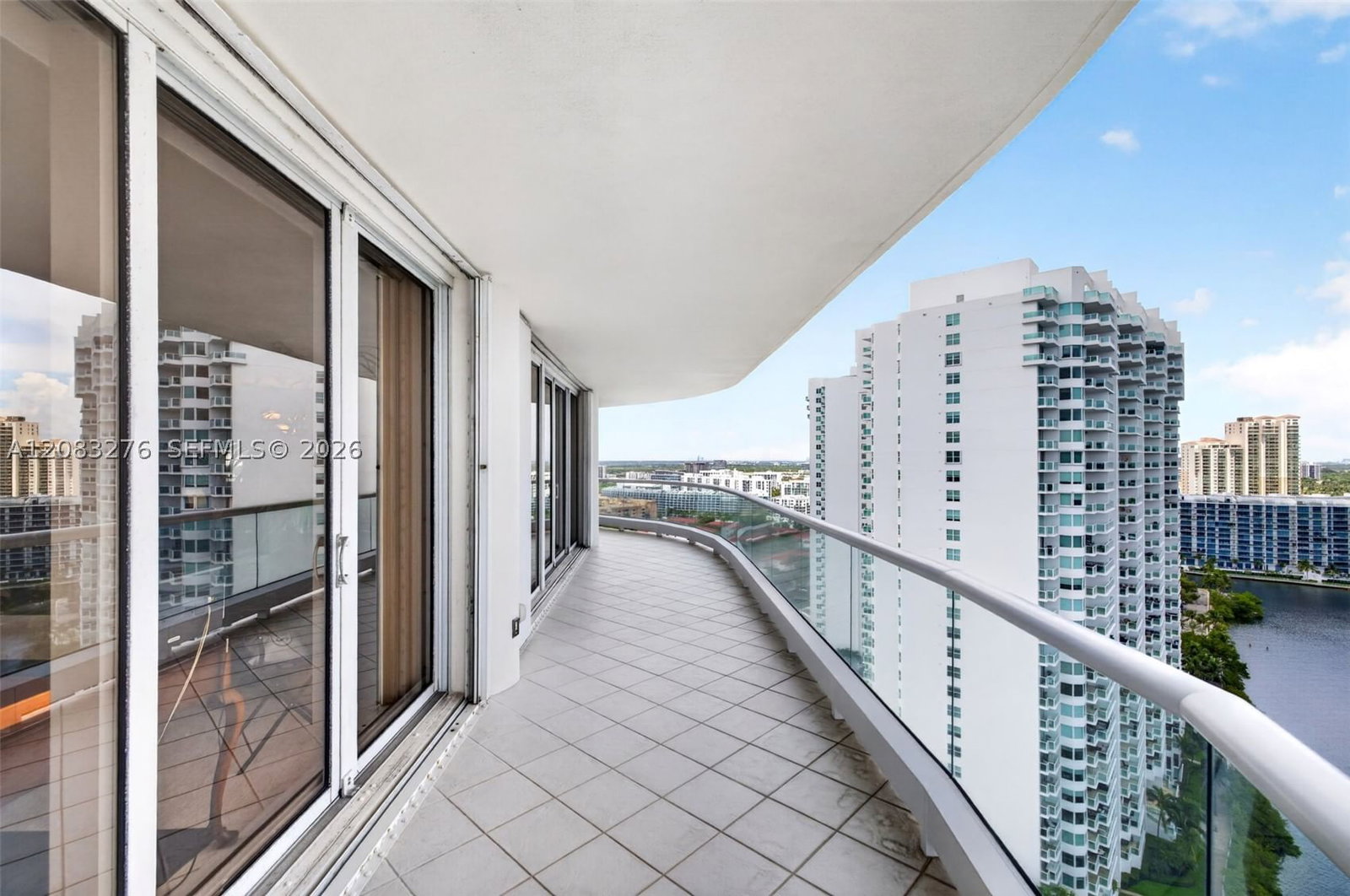 Real estate property located at 7000 Island Blvd #2406, Miami-dade, 7000 Isl Blvd Williams Is, Aventura, FL