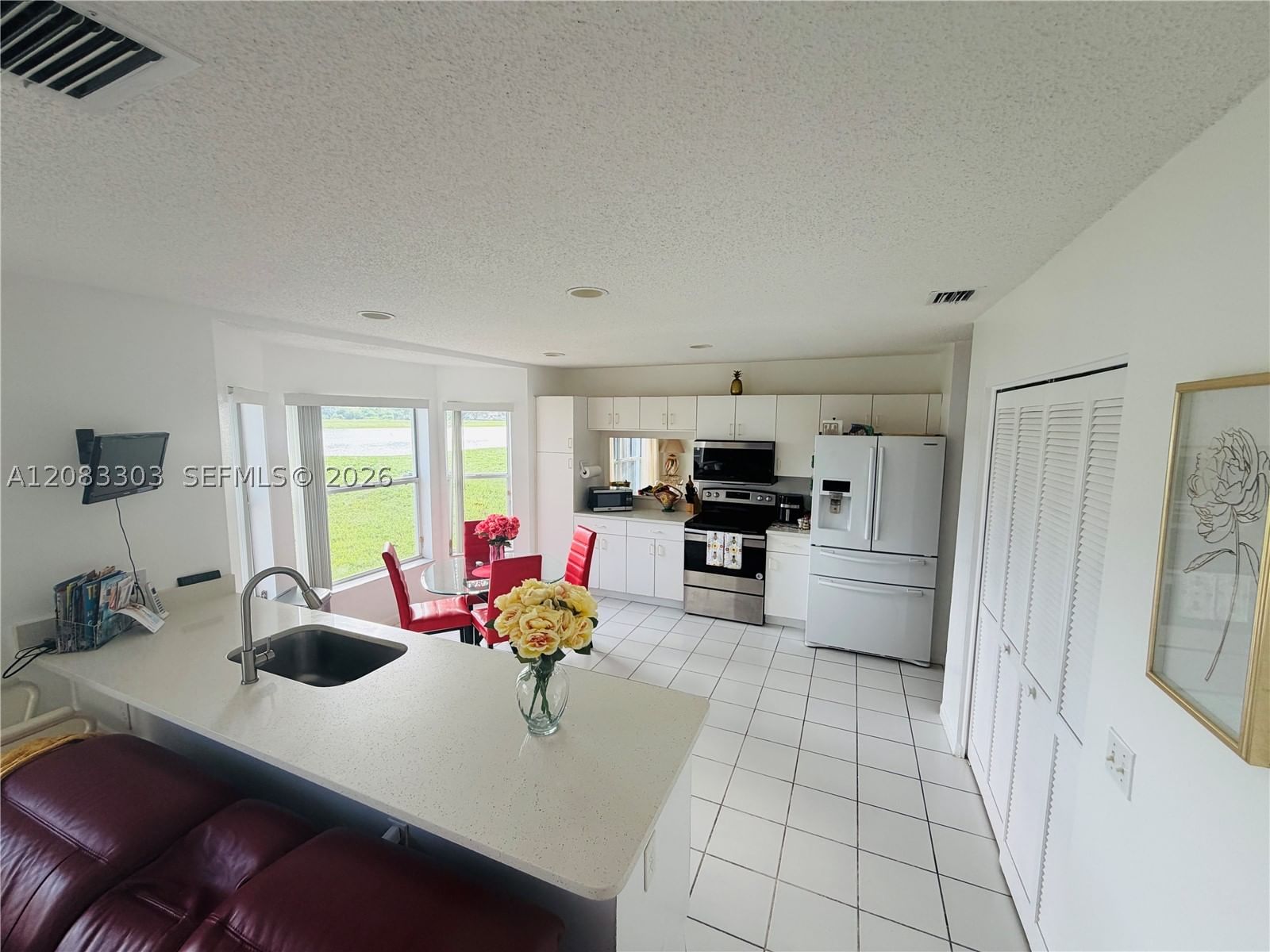 Real estate property located at 10664 Oak Lake Way, Palm Beach, Boca Chase Tr 4, Boca Raton, FL