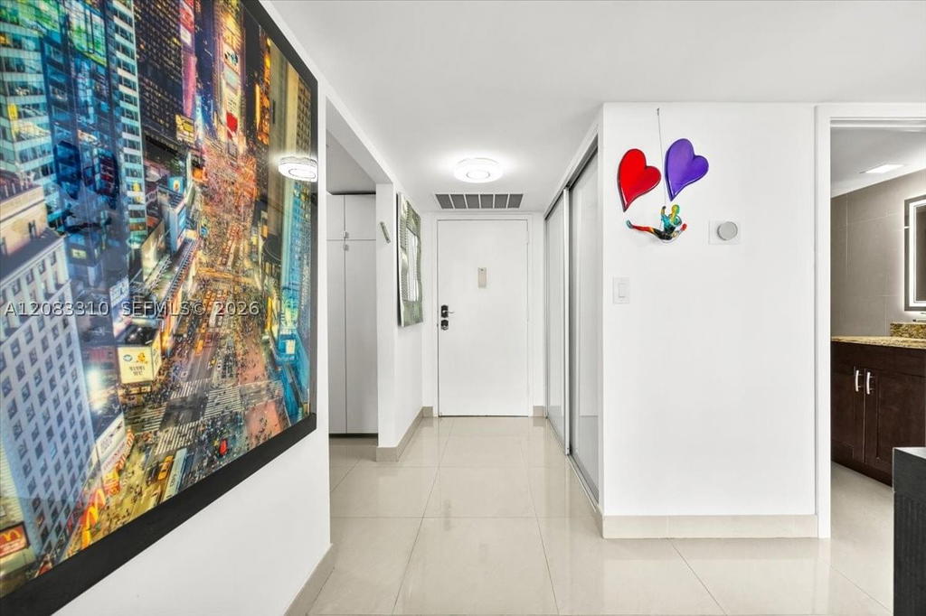 Real estate property located at 800 Parkview Dr #709, Broward, Oceanview Park Condo, Hallandale Beach, FL
