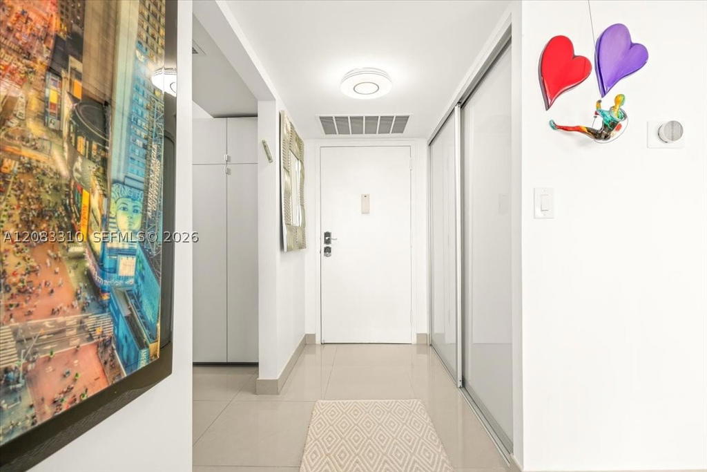 Real estate property located at 800 Parkview Dr #709, Broward, Oceanview Park Condo, Hallandale Beach, FL