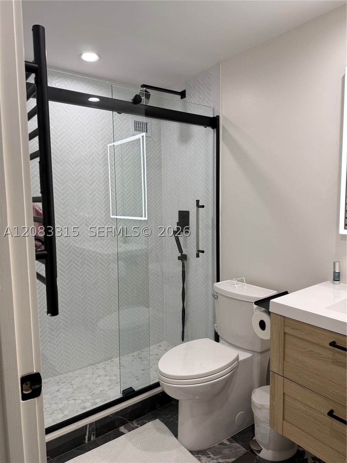 Real estate property located at 10185 Collins Ave #822, Miami-dade, The Plaza Of Bal Harbour, Bal Harbour, FL