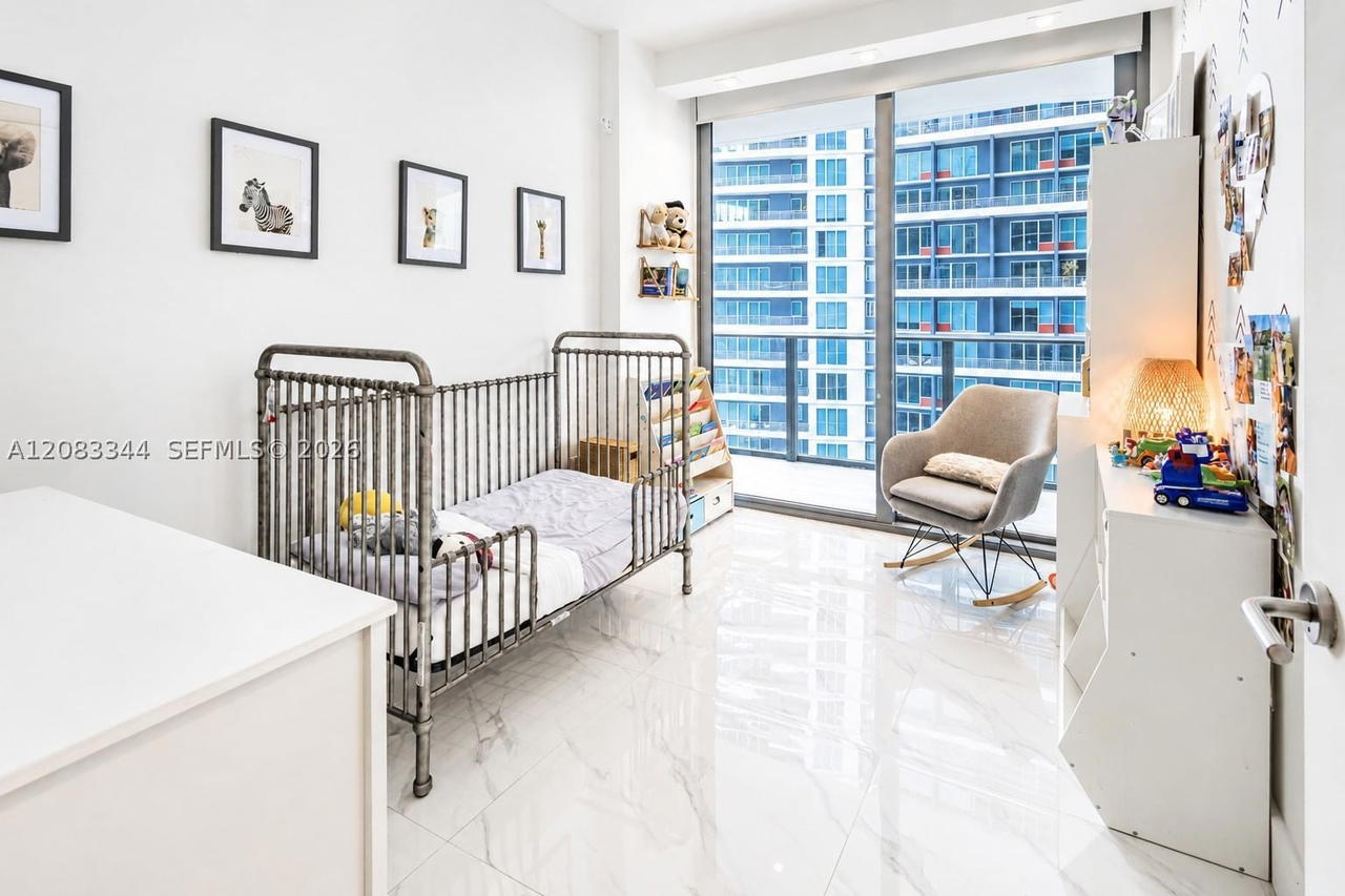 Real estate property located at 1300 Miami Ave #2006, Miami-dade, 1300 S Miami Avenue Condo, Miami, FL