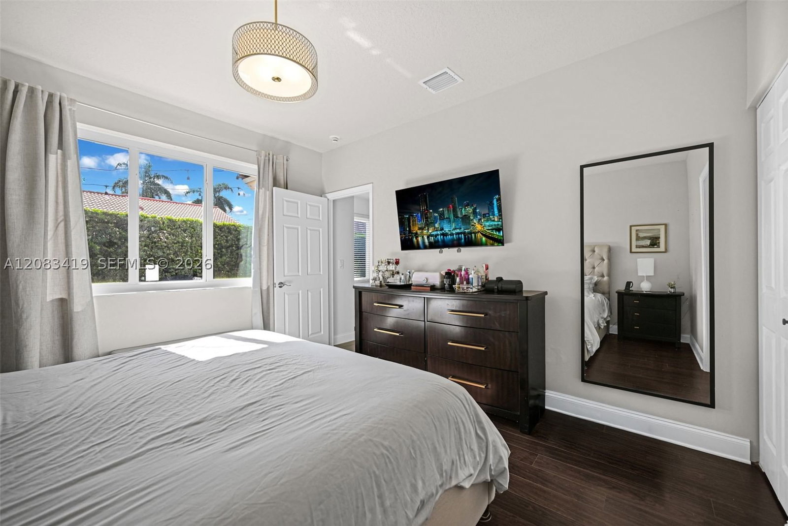 Real estate property located at 1375 105th Ave, Broward, Genesis At The Landings, Pembroke Pines, FL