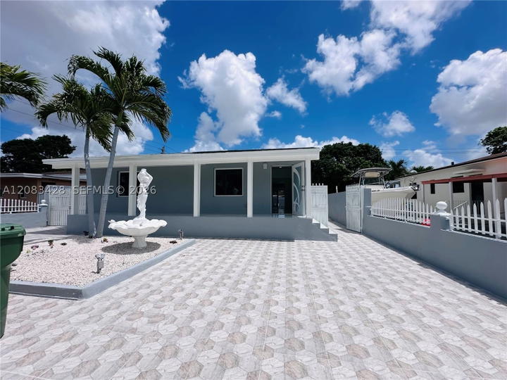 Real estate property located at 82 16th St, Miami-dade, Town Of Hialeah 1 Addn Am, Hialeah, FL