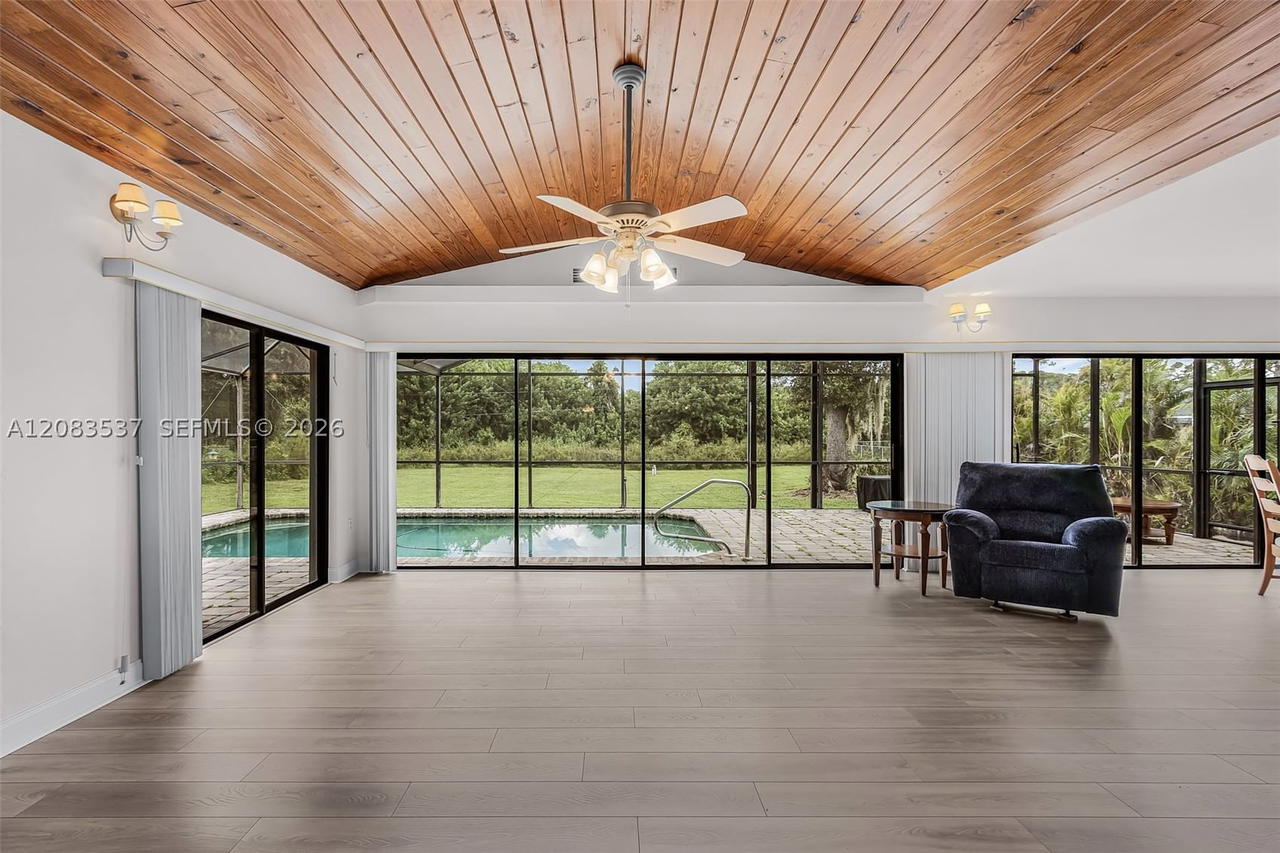 Real estate property located at 621 Roosevelt Ave, Lee, Lehigh Acres Unit 7, Lehigh Acres, FL