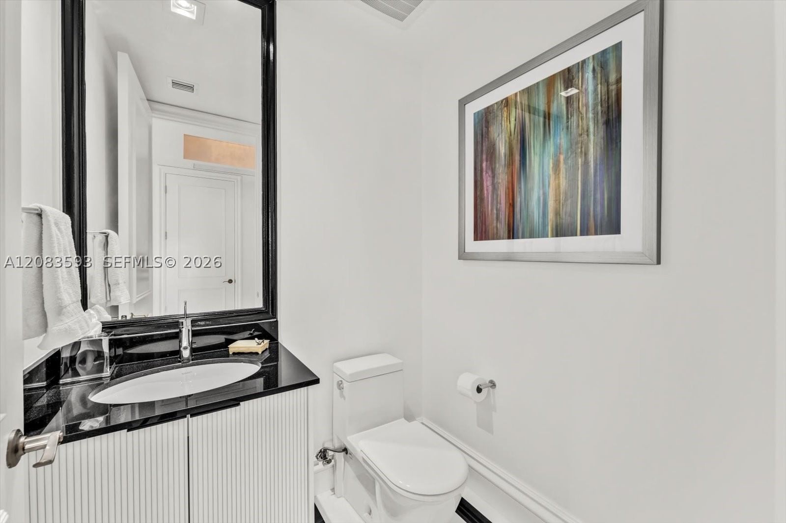 Real estate property located at 15901 Collins Ave #1606, Miami-dade, Trump Tower Ii Condo, Sunny Isles Beach, FL