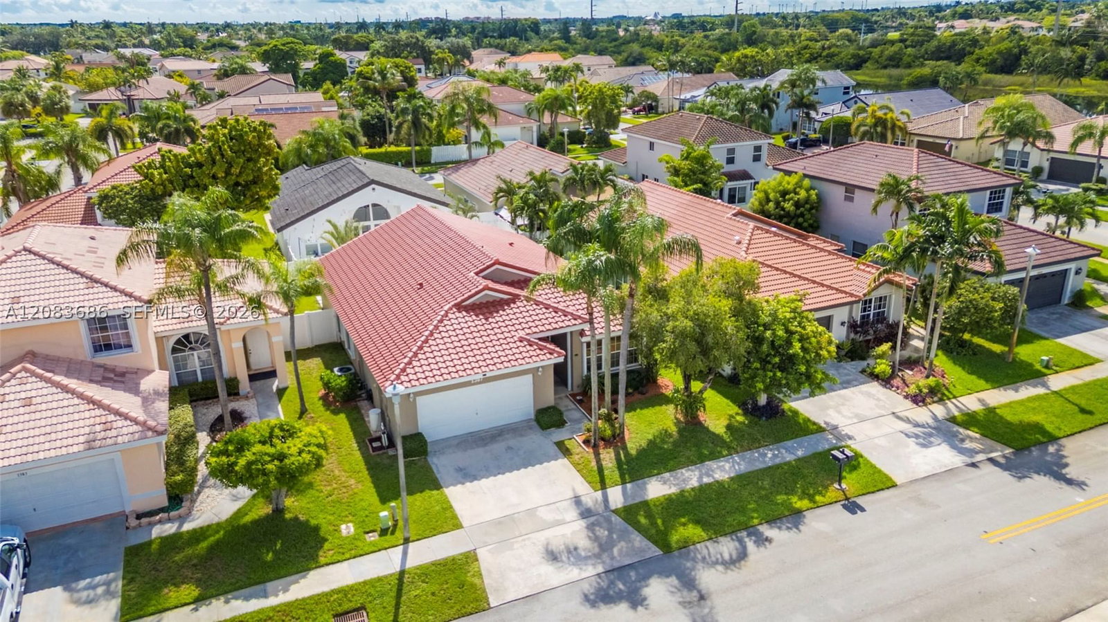 Real estate property located at 1387 181st Ave, Broward, Silver Lakes Phase Ii Rep, Pembroke Pines, FL