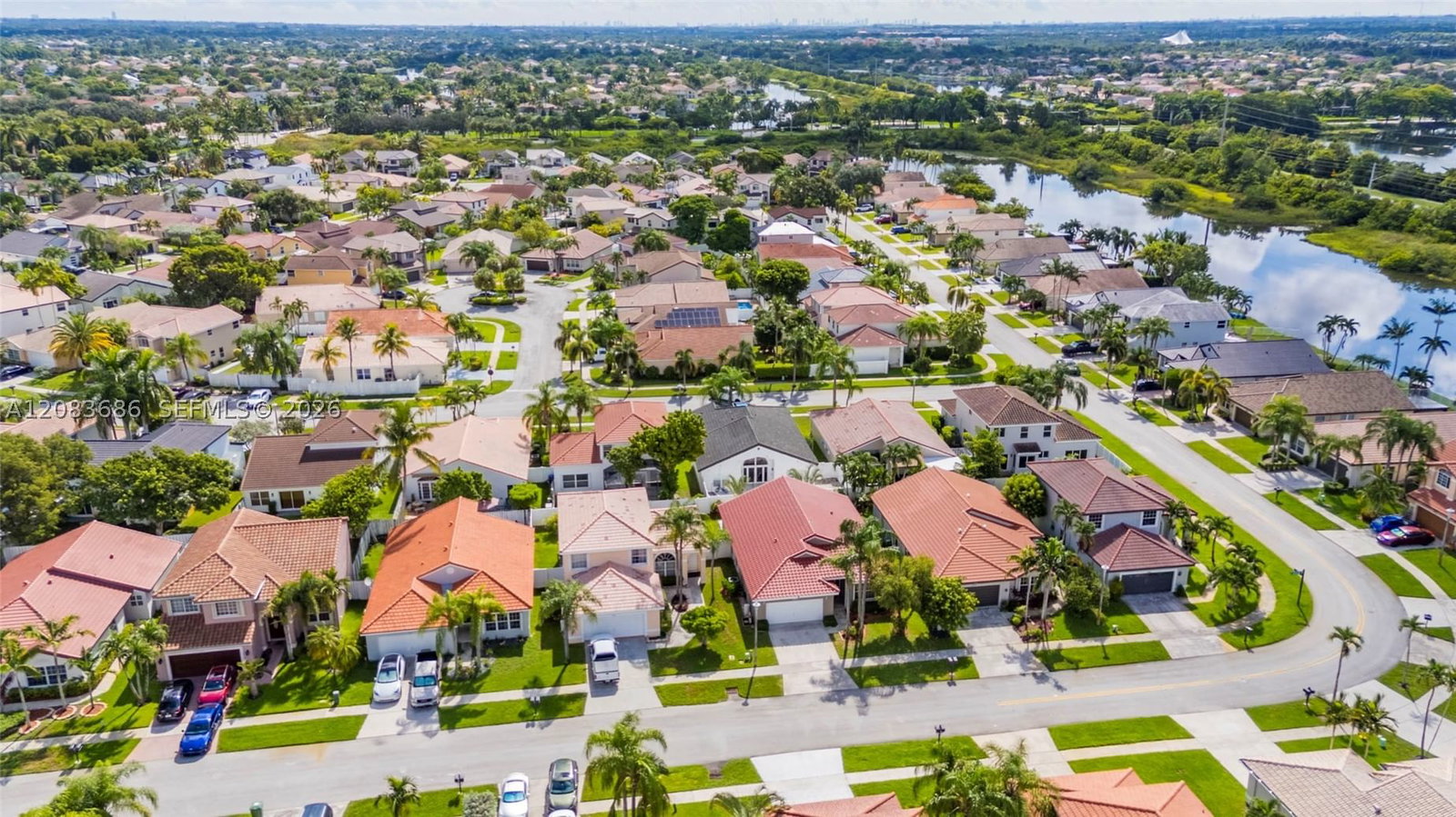 Real estate property located at 1387 181st Ave, Broward, Silver Lakes Phase Ii Rep, Pembroke Pines, FL