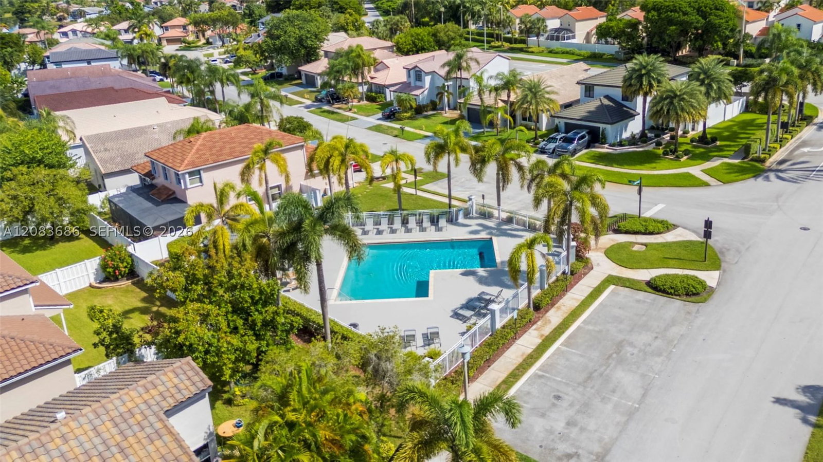 Real estate property located at 1387 181st Ave, Broward, Silver Lakes Phase Ii Rep, Pembroke Pines, FL