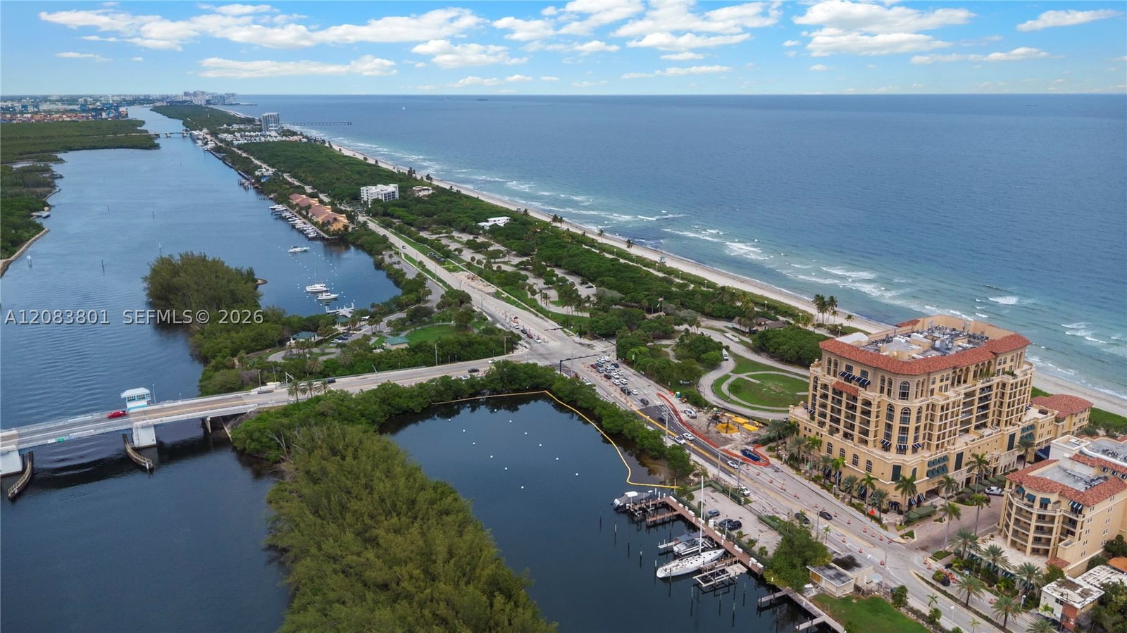 Real estate property located at 3501 Ocean Dr V5, Broward, Villas Of Positano Condo, Hollywood, FL