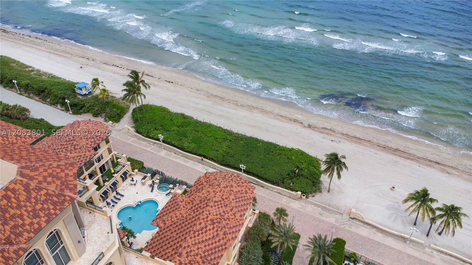Real estate property located at 3501 Ocean Dr V5, Broward, Villas Of Positano Condo, Hollywood, FL