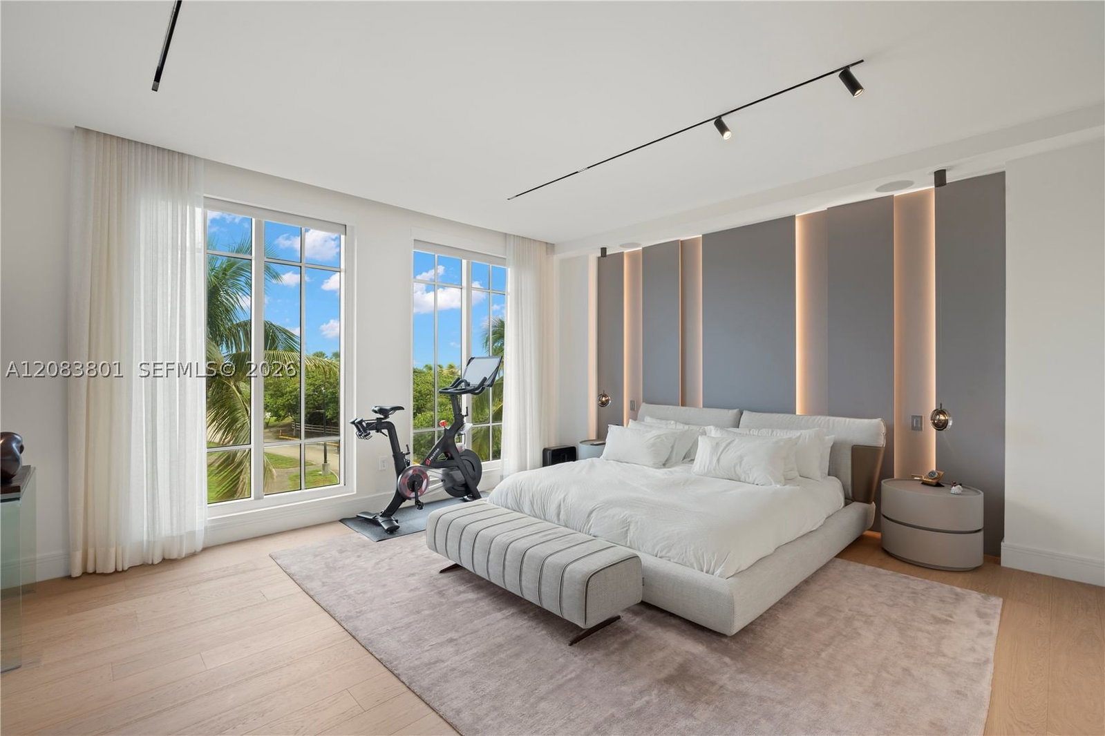 Real estate property located at 3501 Ocean Dr V5, Broward, Villas Of Positano Condo, Hollywood, FL