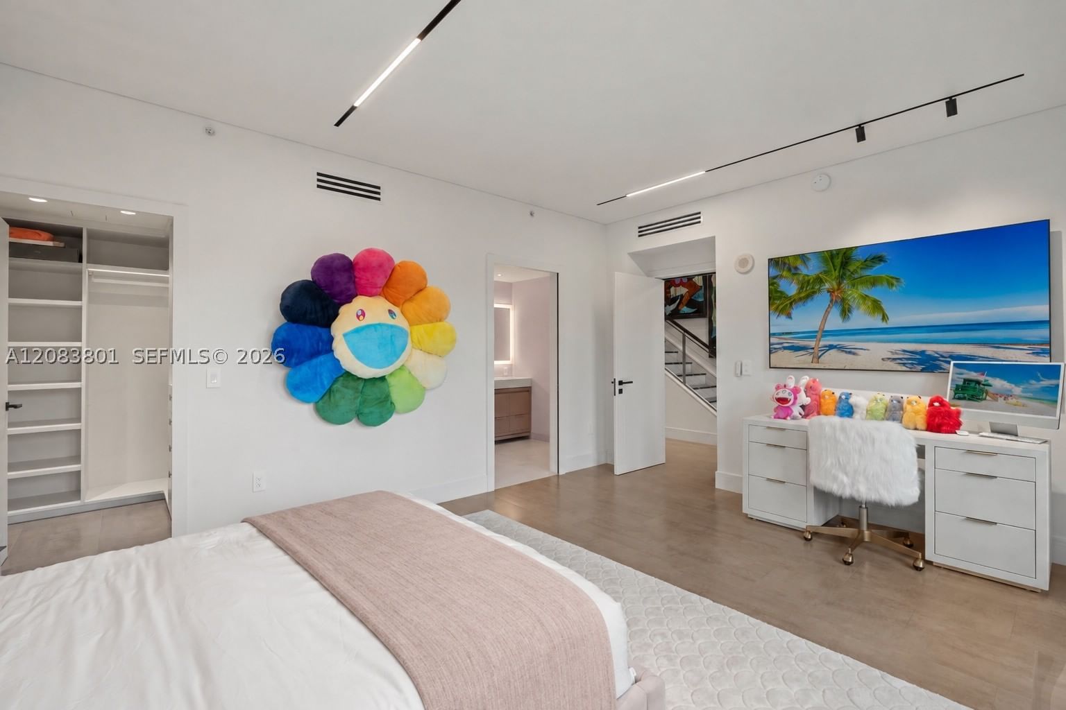 Real estate property located at 3501 Ocean Dr V5, Broward, Villas Of Positano Condo, Hollywood, FL