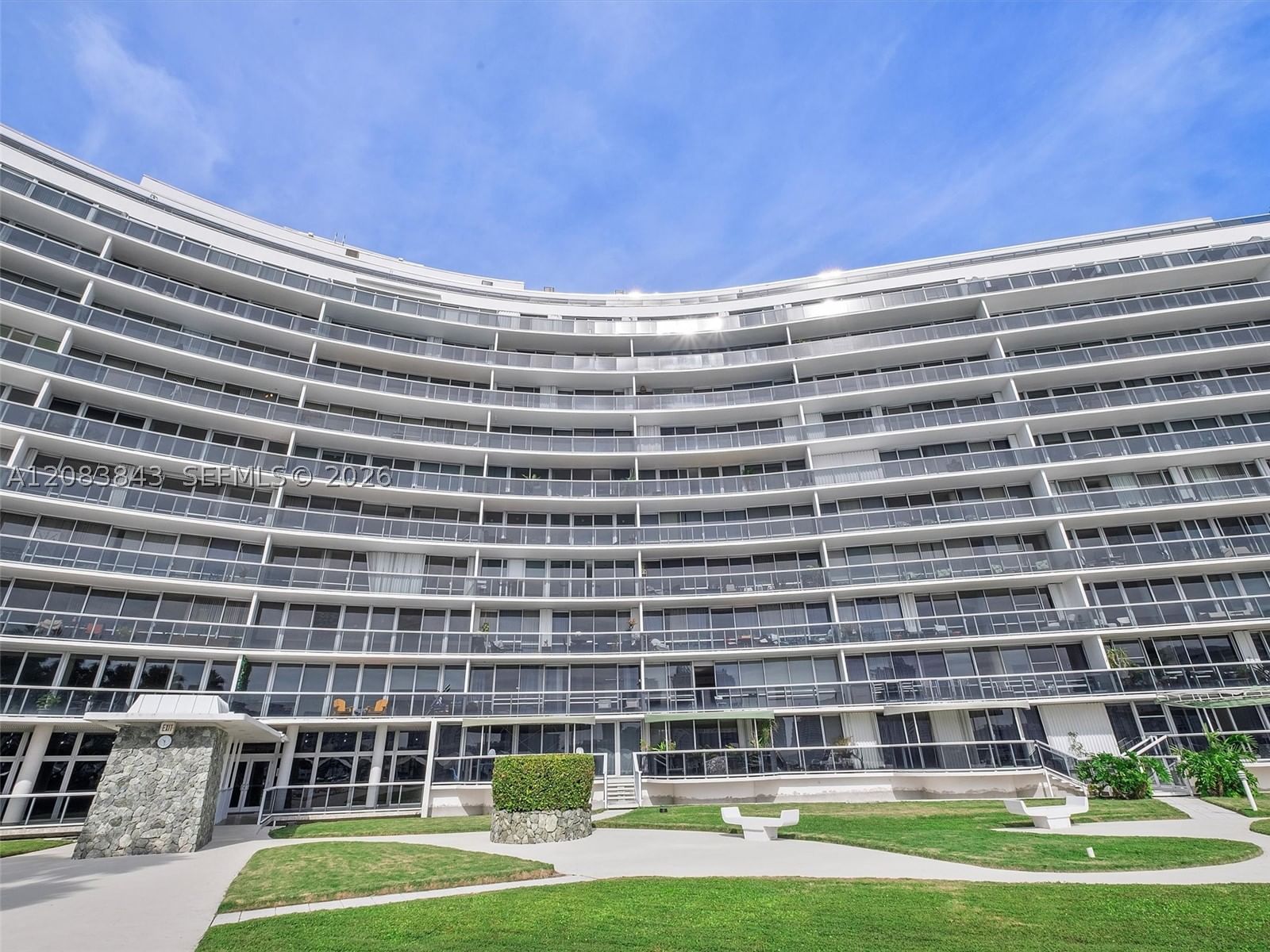 Real estate property located at 900 Bay Dr #601, Miami-dade, King Cole Condo, Miami Beach, FL