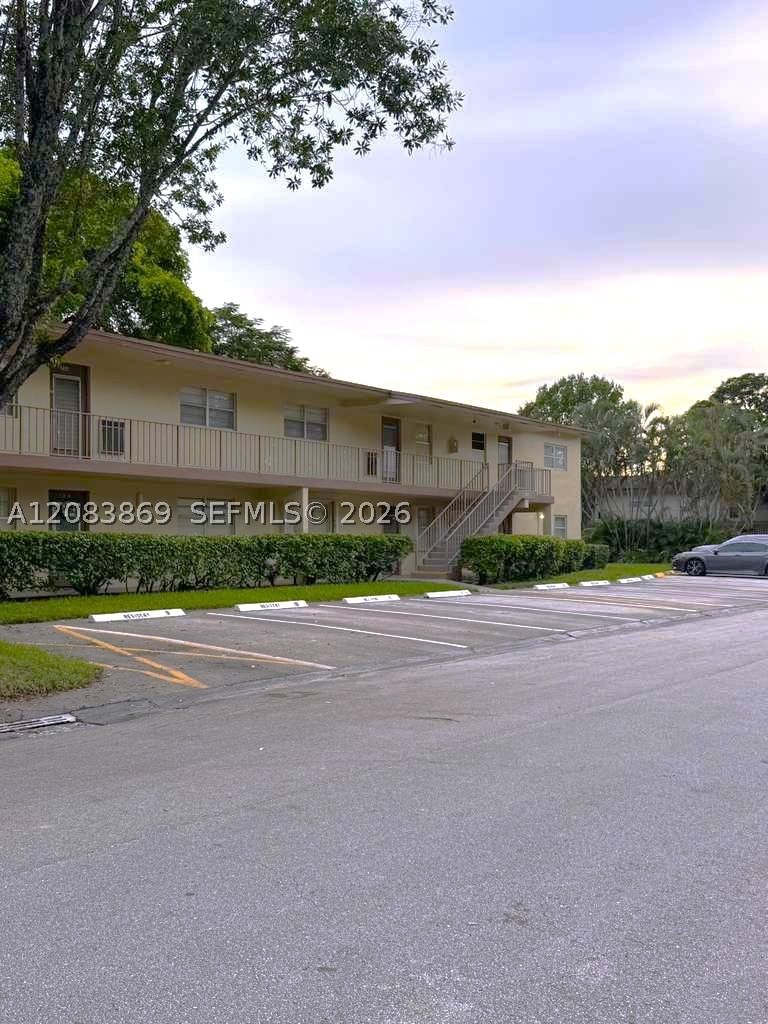 Real estate property located at 7680 1st St #107, Broward, Oriole Gardens Three 81 C, Margate, FL