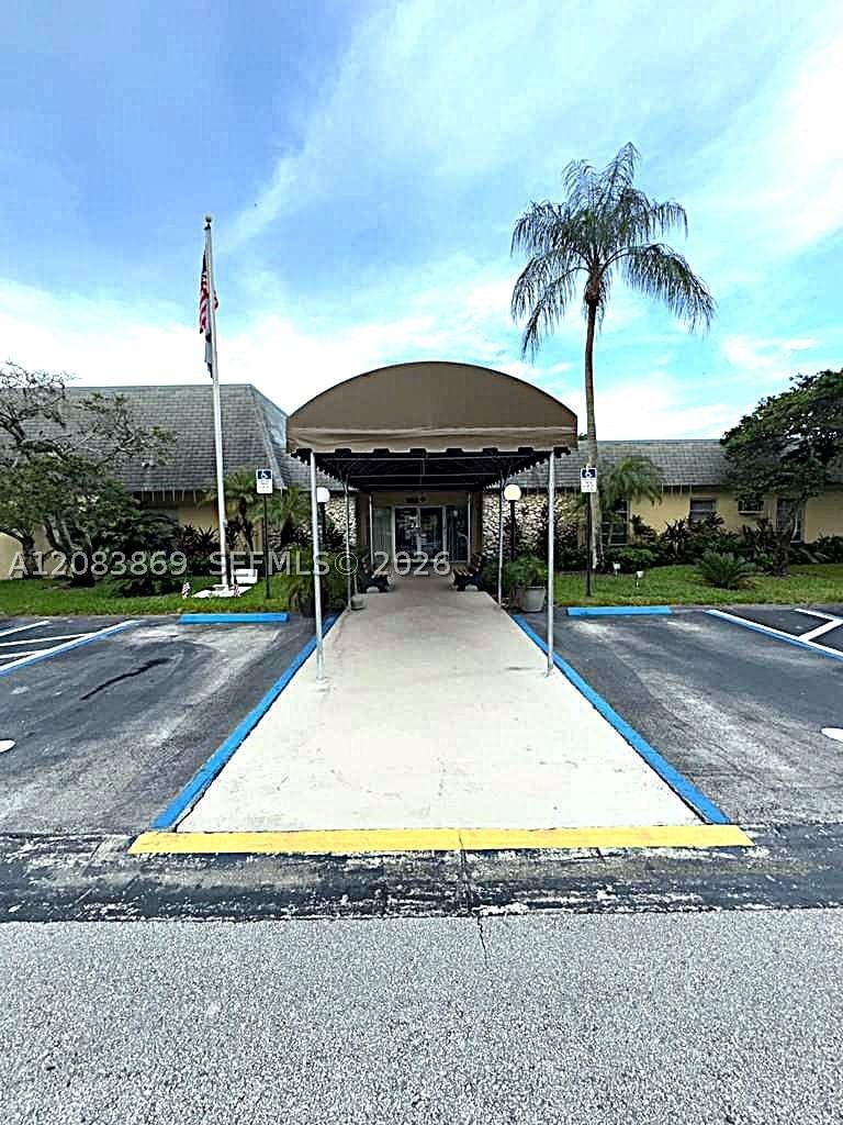 Real estate property located at 7680 1st St #107, Broward, Oriole Gardens Three 81 C, Margate, FL