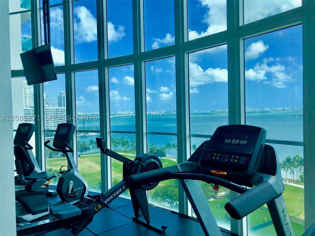 Real estate property located at 1800 Bayshore Dr #3601, Miami-dade, 1800 Club Condo, Miami, FL