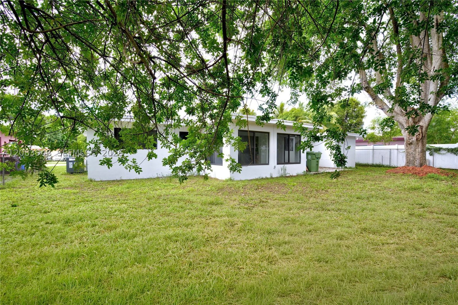 Real estate property located at 810 Wyoming Ave, Broward, Melrose Park Sec 7, Fort Lauderdale, FL