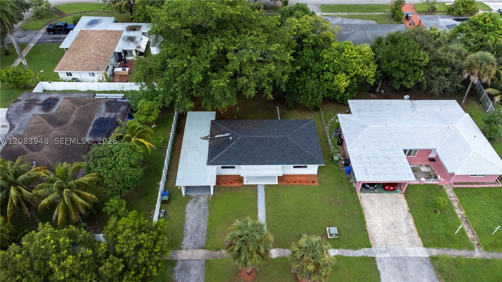 Real estate property located at 810 Wyoming Ave, Broward, Melrose Park Sec 7, Fort Lauderdale, FL