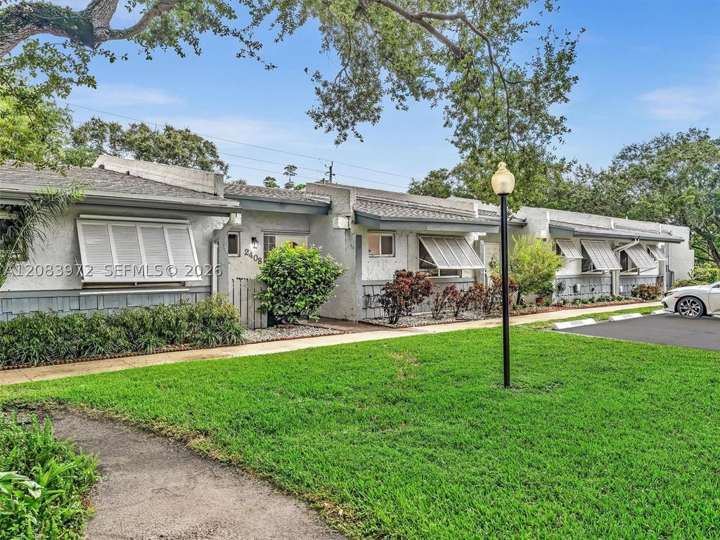 Real estate property located at 2408 35th Ave, Broward, Sheridan Hills Sec 1, Hollywood, FL