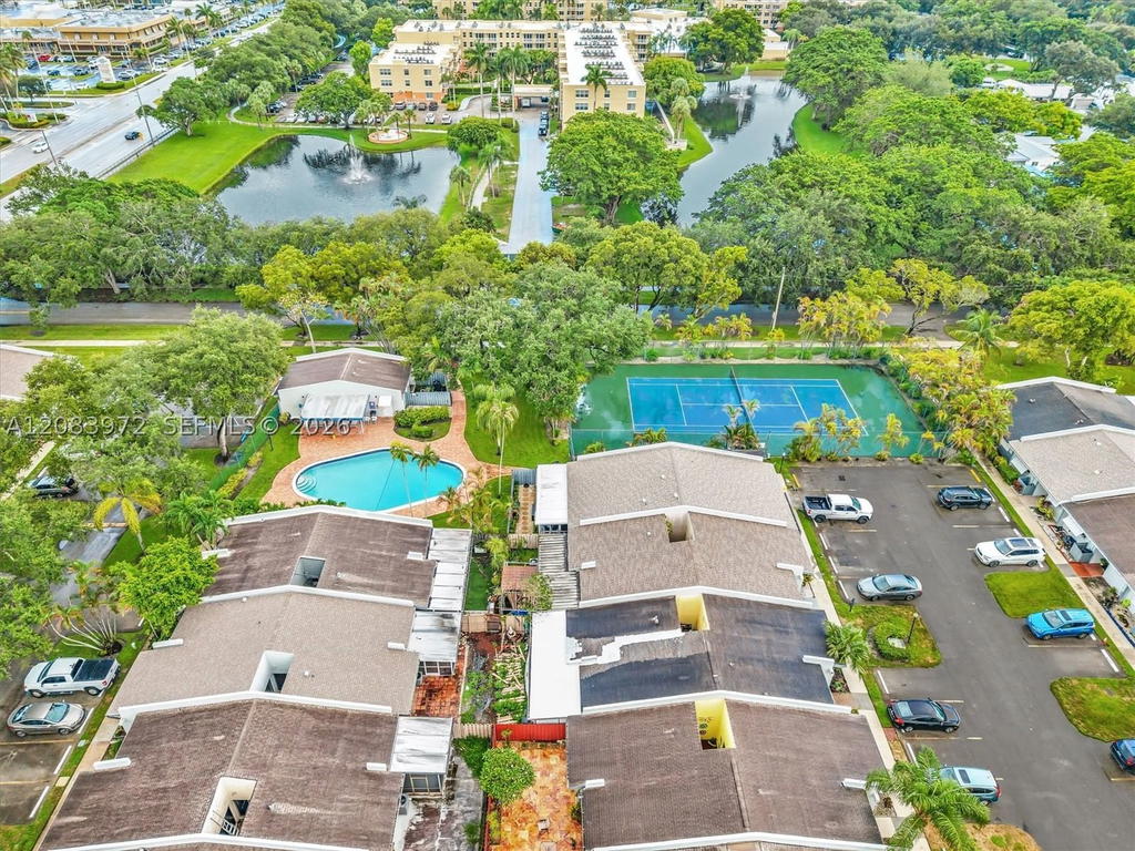 Real estate property located at 2408 35th Ave, Broward, Sheridan Hills Sec 1, Hollywood, FL