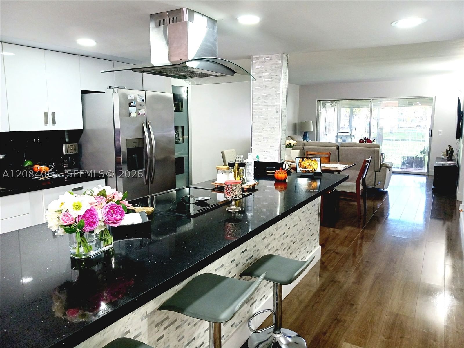 Real estate property located at 1100 130th Ave #112H, Broward, Hawthorne At Century Vill, Pembroke Pines, FL