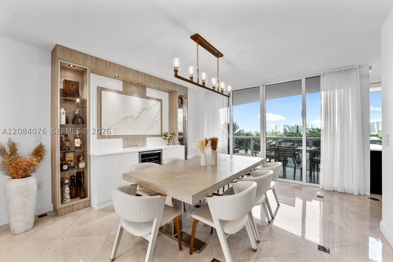 Real estate property located at 18911 Collins Ave #606, Miami-dade, Ocean Three Condo, Sunny Isles Beach, FL