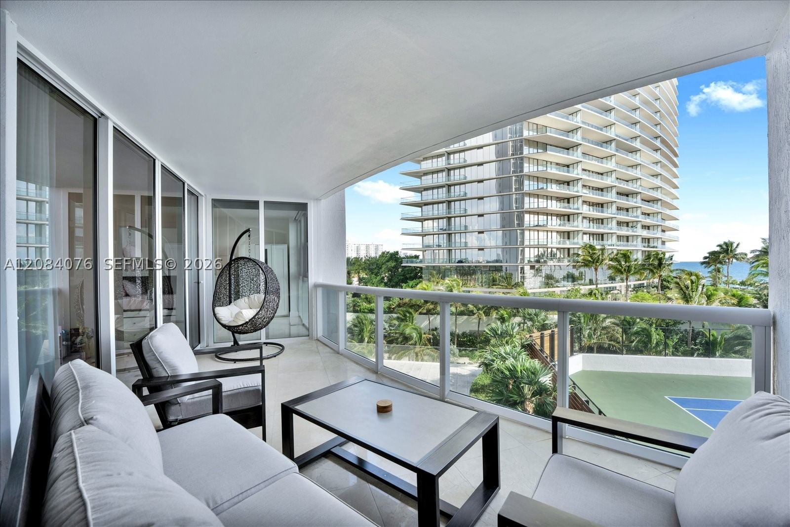 Real estate property located at 18911 Collins Ave #606, Miami-dade, Ocean Three Condo, Sunny Isles Beach, FL