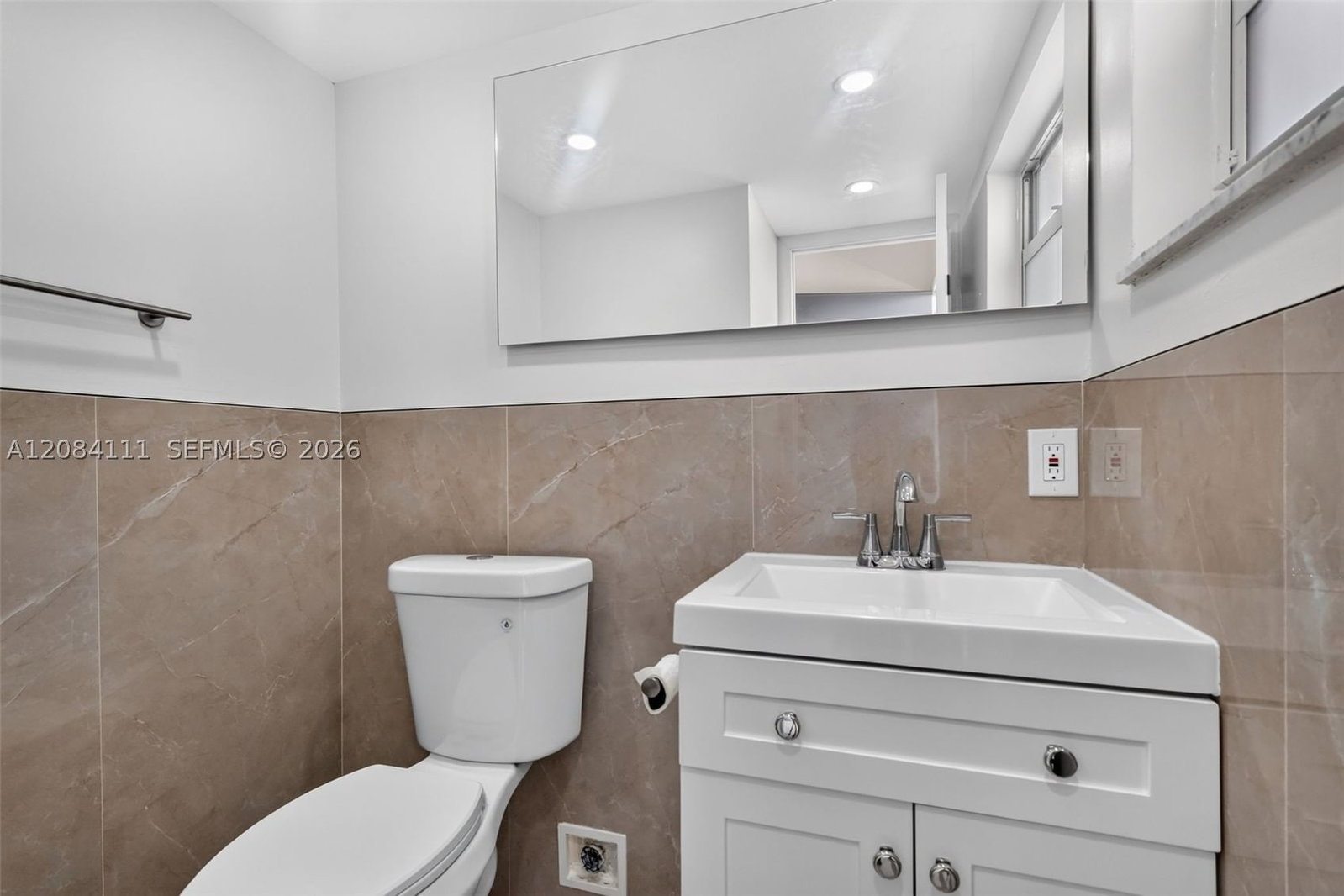 Real estate property located at 4000 170th St #606, Miami-dade, Eden Point North Condo, North Miami Beach, FL
