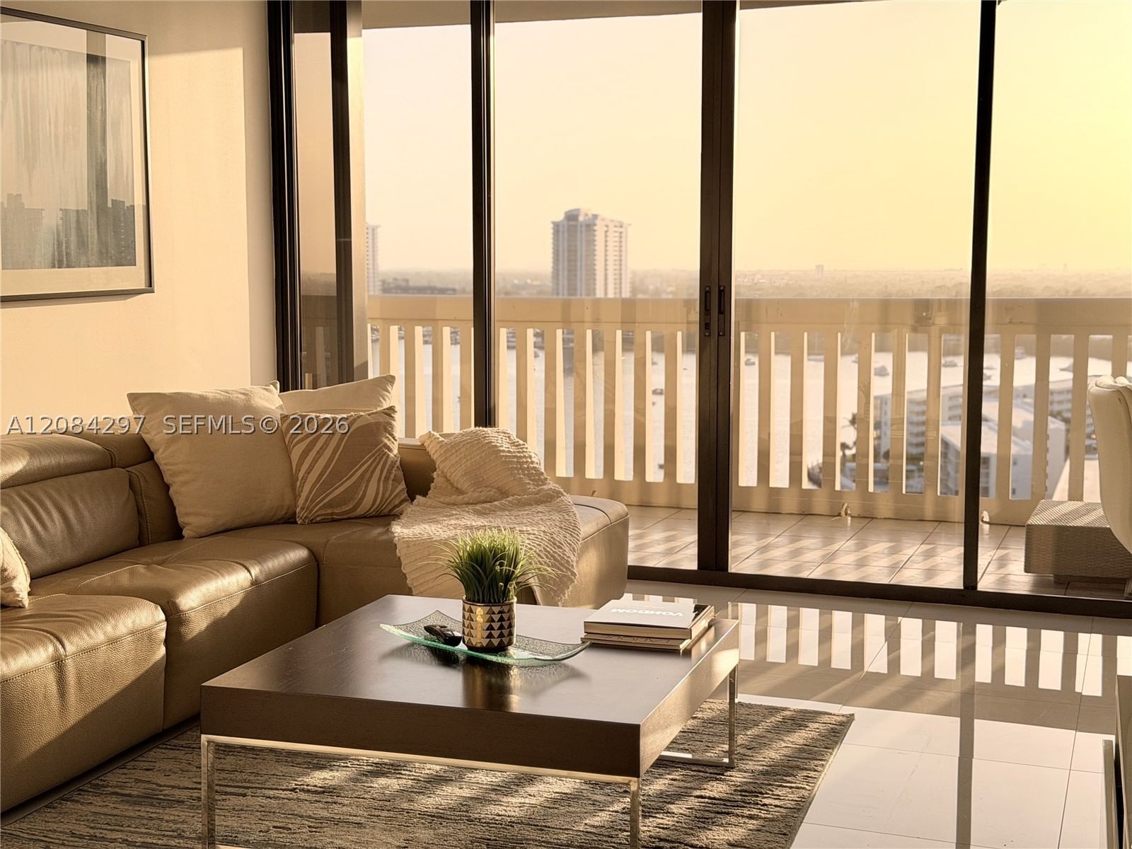 Real estate property located at 1000 Island Blvd #1911, Miami-dade, 1000 Isl Blvd Williams Is, Aventura, FL