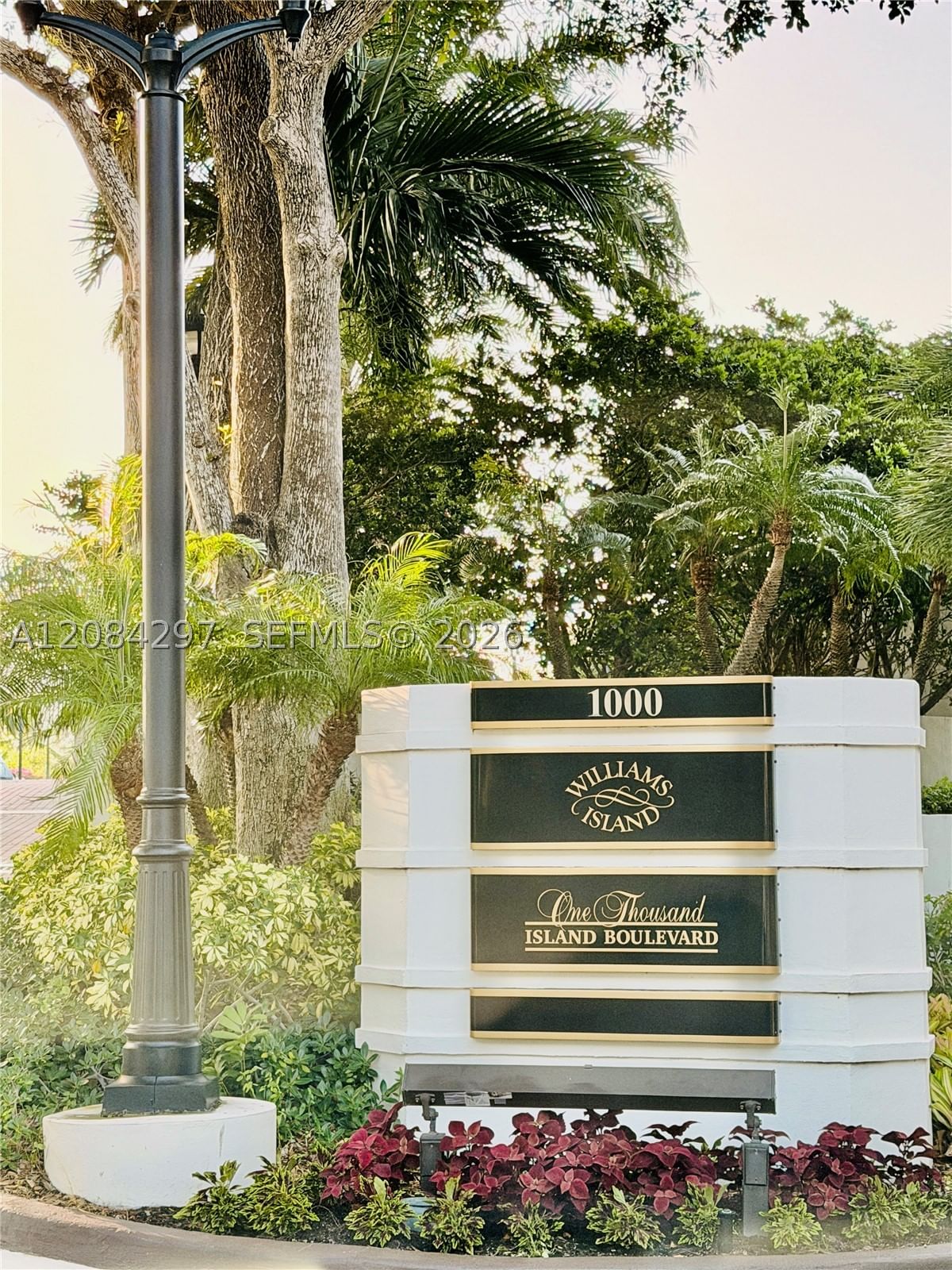 Real estate property located at 1000 Island Blvd #1911, Miami-dade, 1000 Isl Blvd Williams Is, Aventura, FL