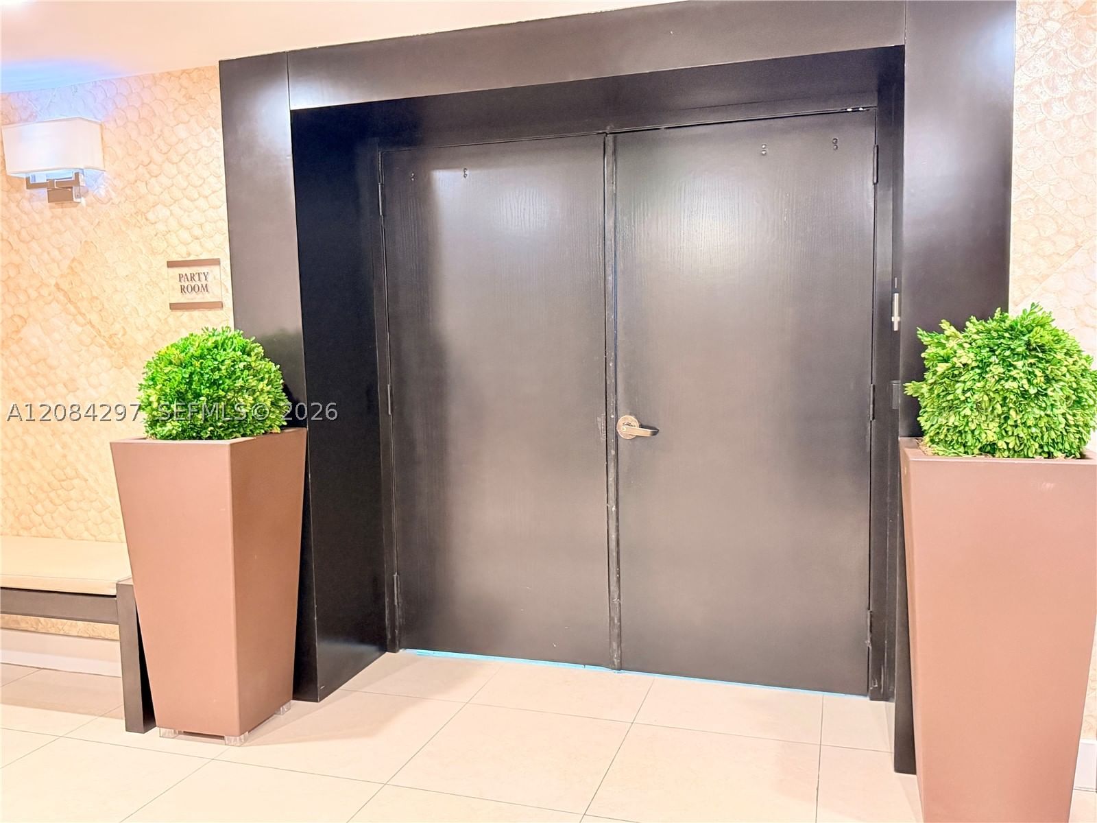 Real estate property located at 1000 Island Blvd #1911, Miami-dade, 1000 Isl Blvd Williams Is, Aventura, FL