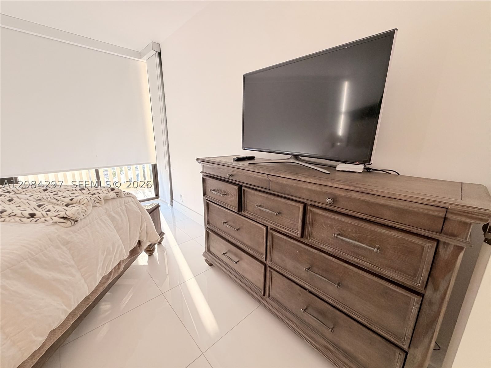 Real estate property located at 1000 Island Blvd #1911, Miami-dade, 1000 Isl Blvd Williams Is, Aventura, FL