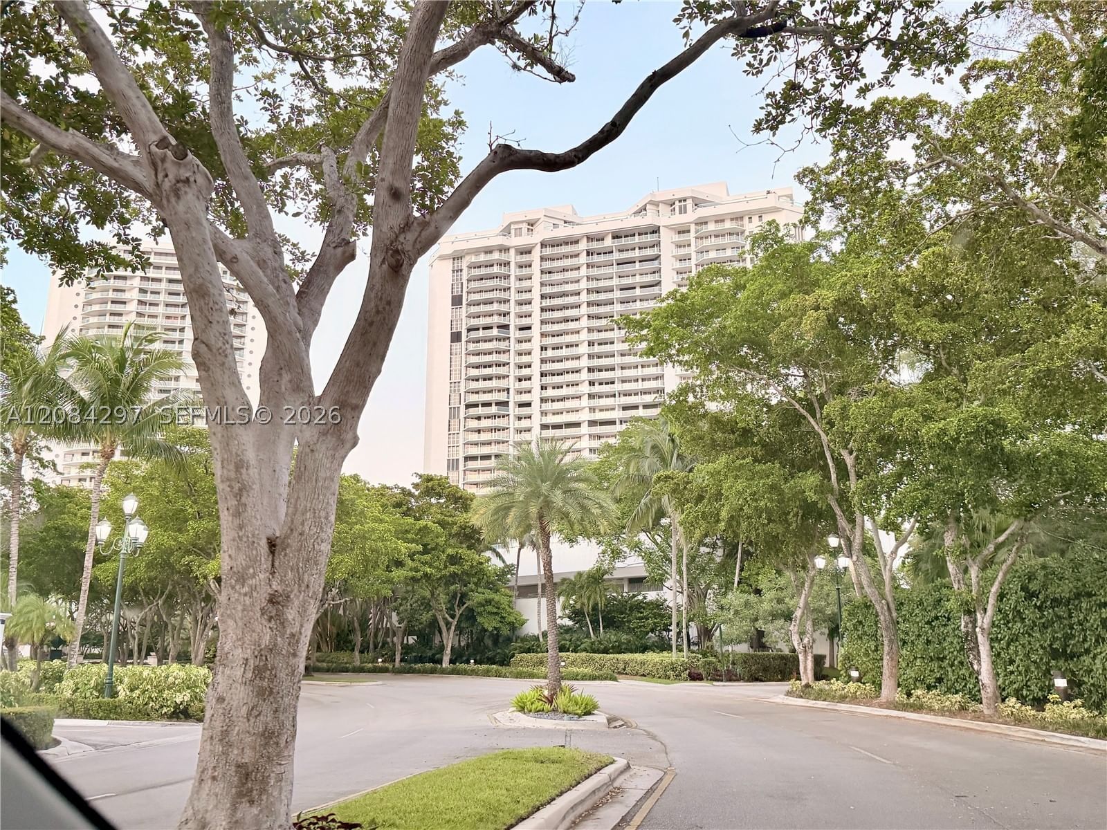 Real estate property located at 1000 Island Blvd #1911, Miami-dade, 1000 Isl Blvd Williams Is, Aventura, FL
