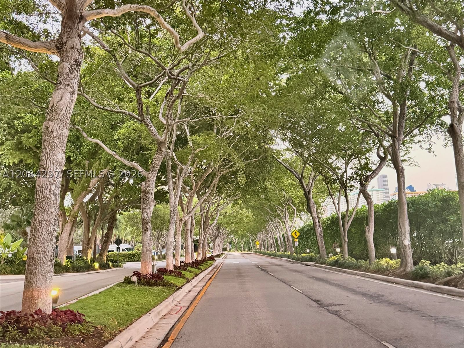 Real estate property located at 1000 Island Blvd #1911, Miami-dade, 1000 Isl Blvd Williams Is, Aventura, FL