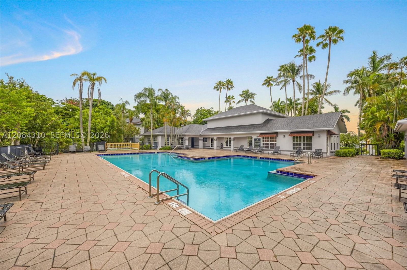 Real estate property located at , Broward, Windward Lakes Condo, Pompano Beach, FL