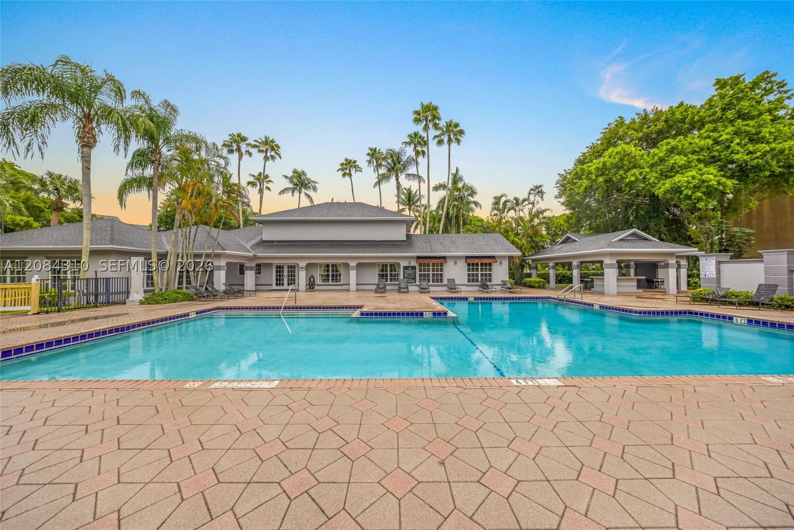 Real estate property located at , Broward, Windward Lakes Condo, Pompano Beach, FL
