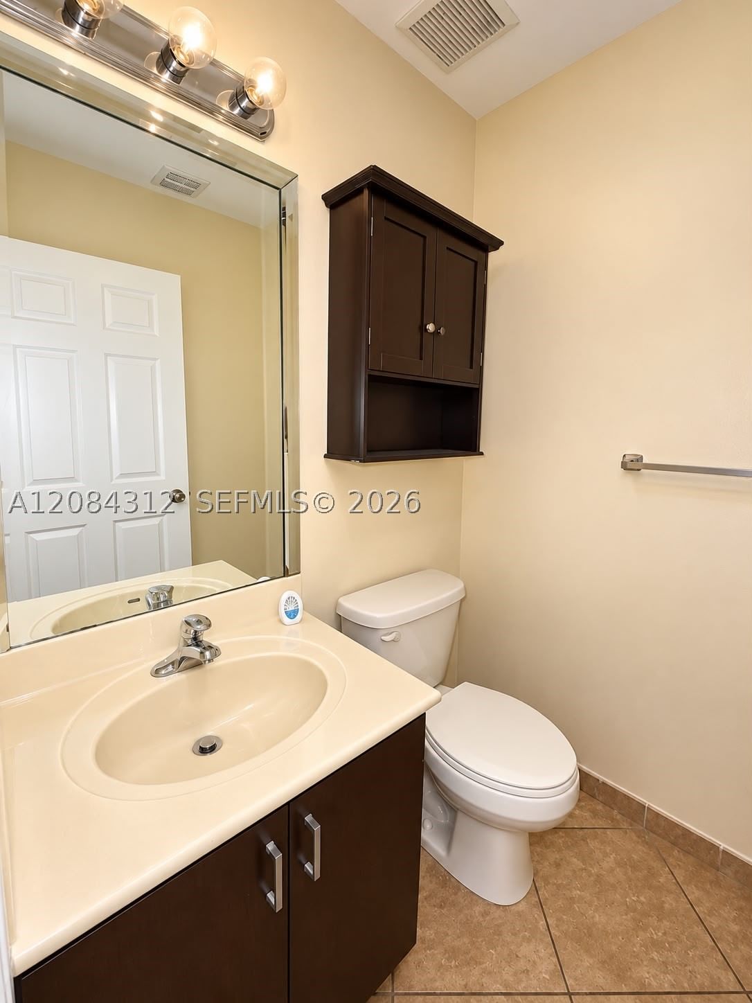 Real estate property located at 2303 Clipper Pl #4506, Broward, Villas At Harbor Isles Co, Dania Beach, FL